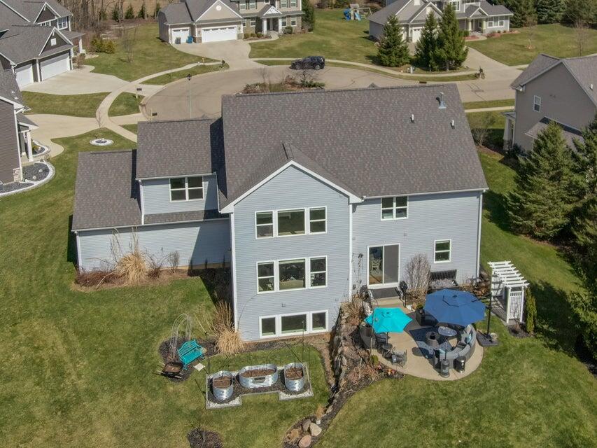 4019 Tullymore Pointe Portage MI 49024