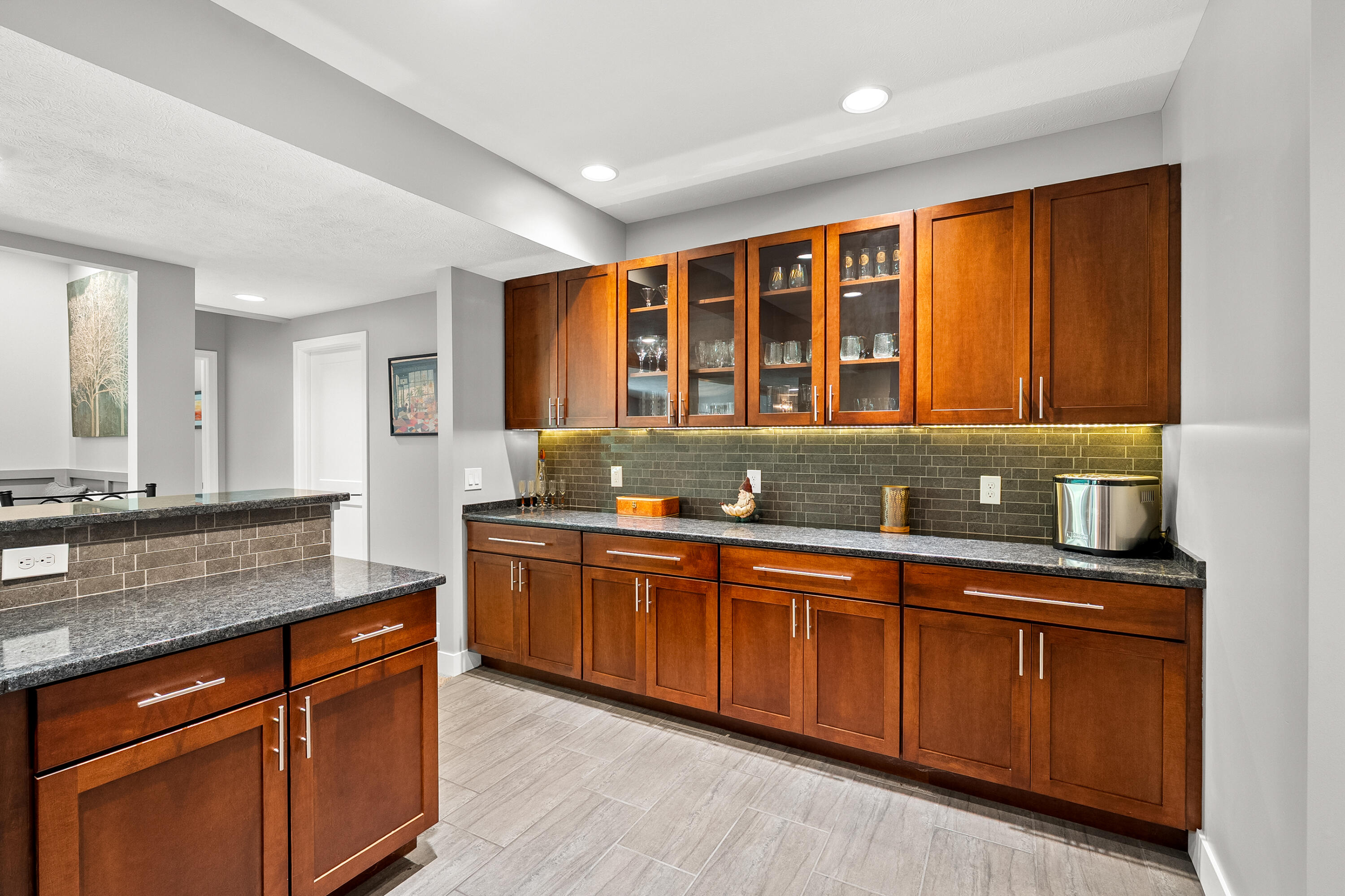 9157 Highland View Drive Kalamazoo MI 49009