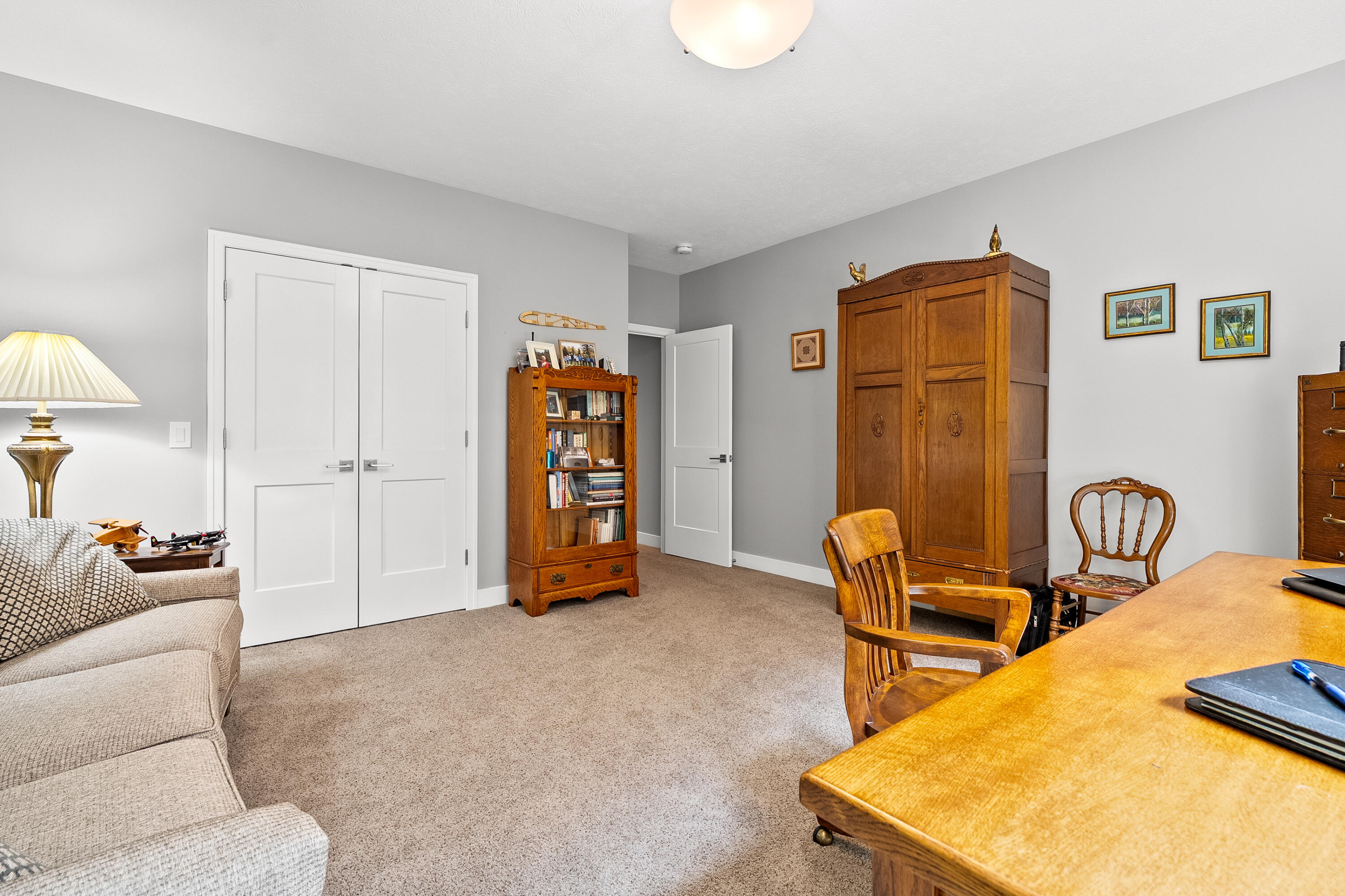 9157 Highland View Drive Kalamazoo MI 49009