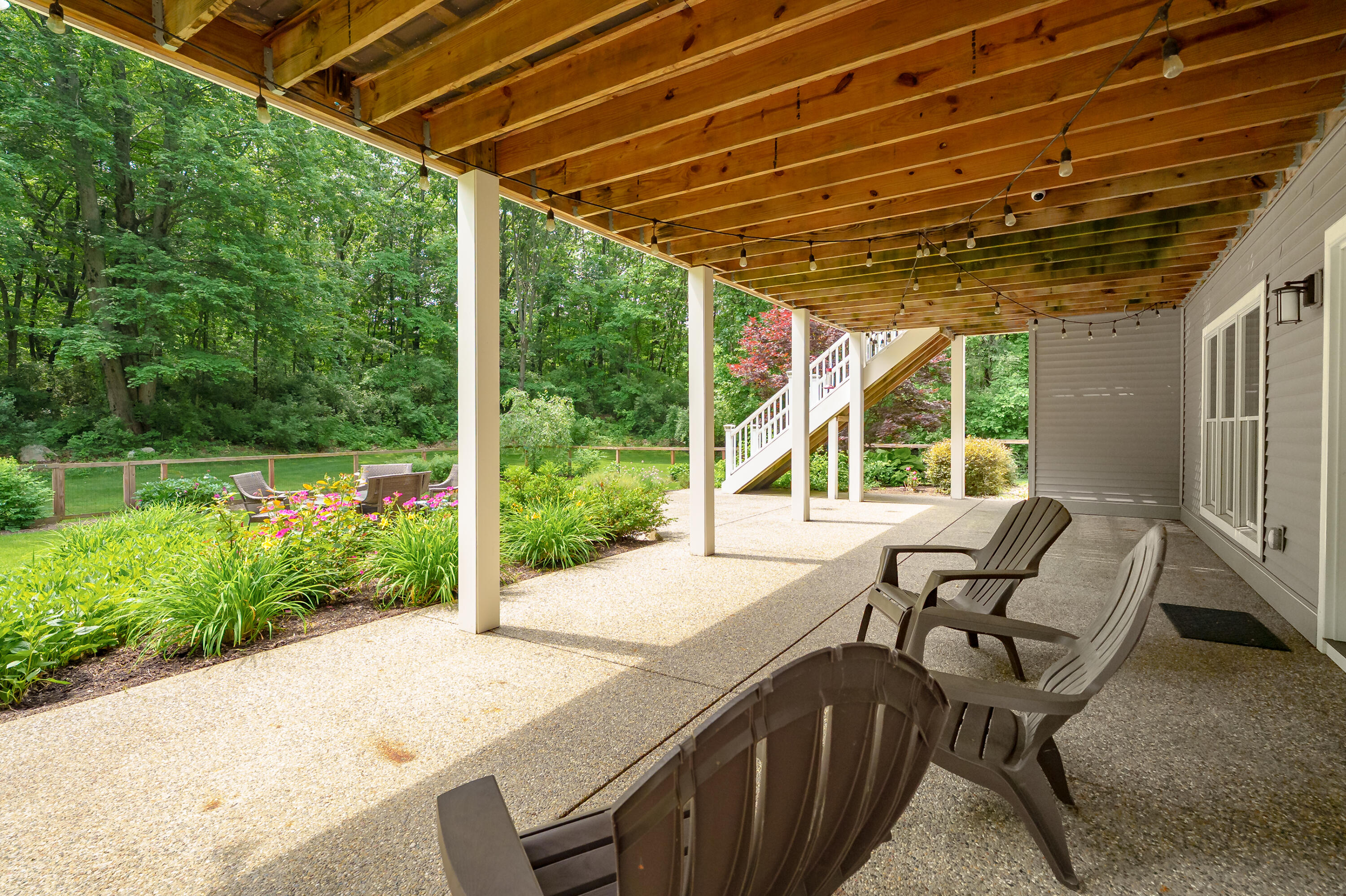 9157 Highland View Drive Kalamazoo MI 49009