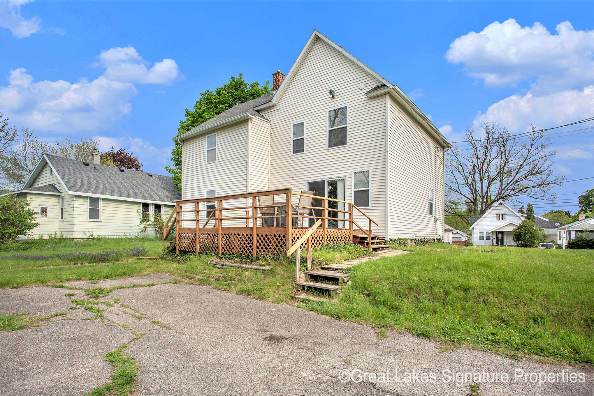 718 Leonard Street NE Grand Rapids MI 49503