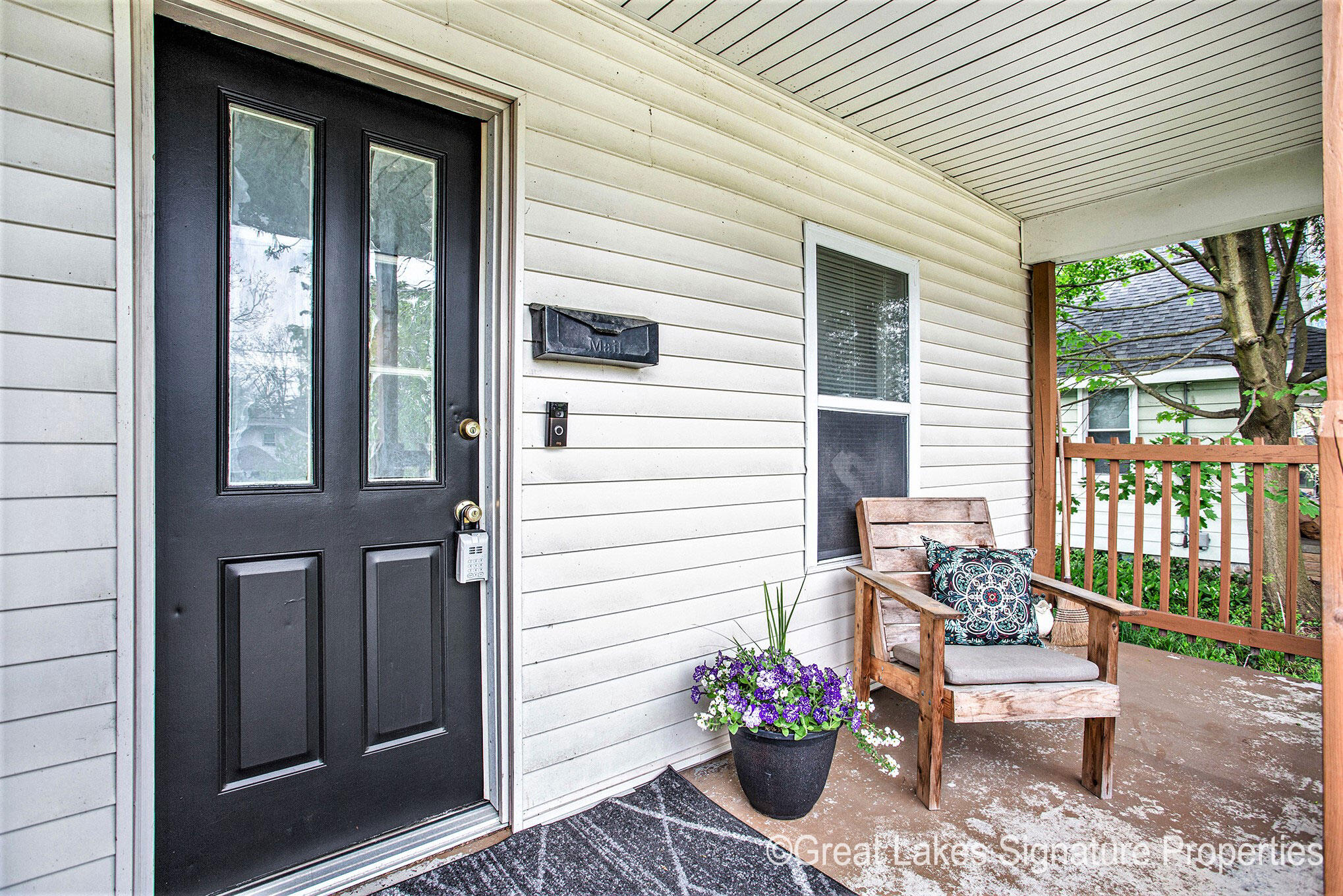 718 Leonard Street NE Grand Rapids MI 49503
