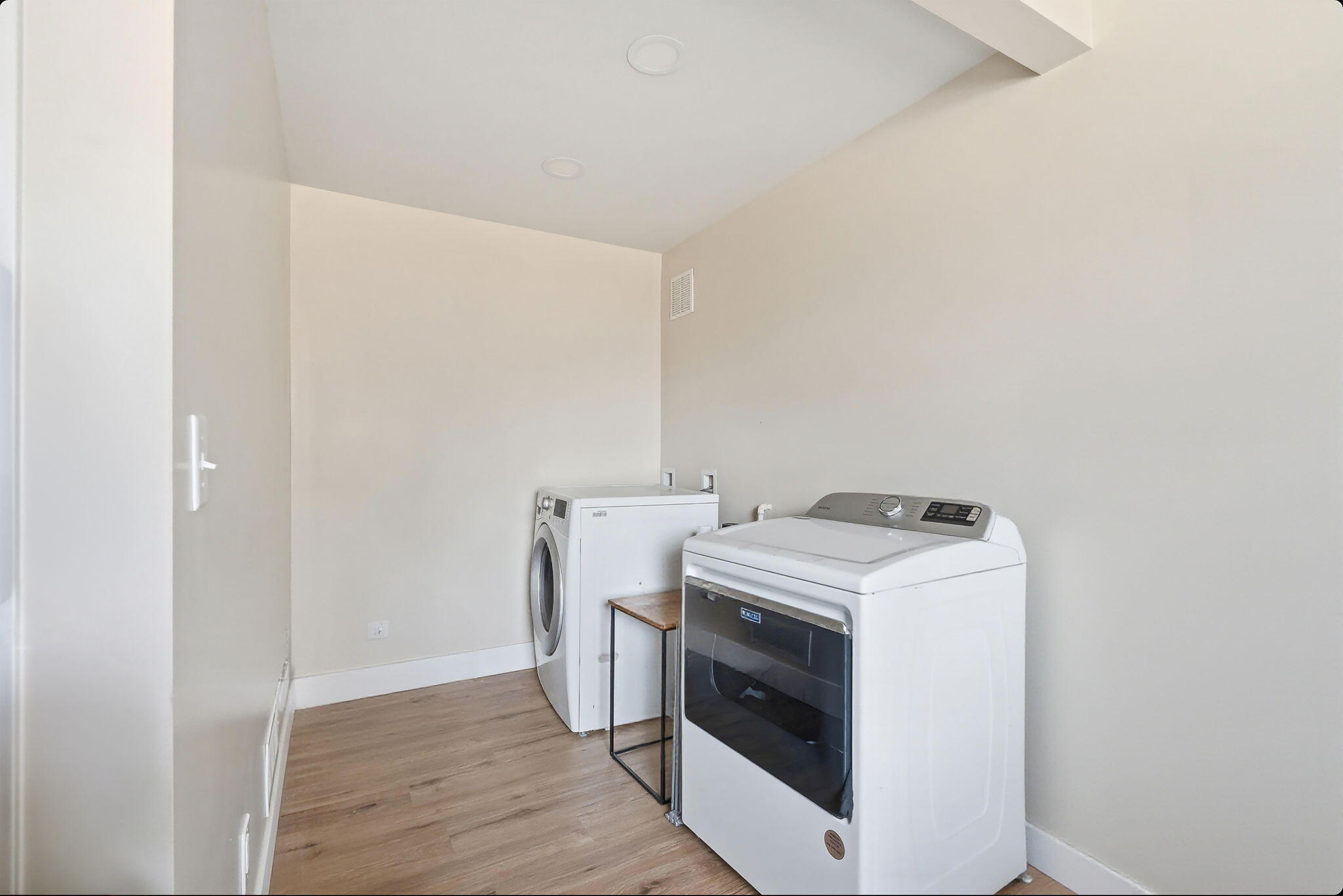 34 E Isabella Avenue Muskegon MI 49442