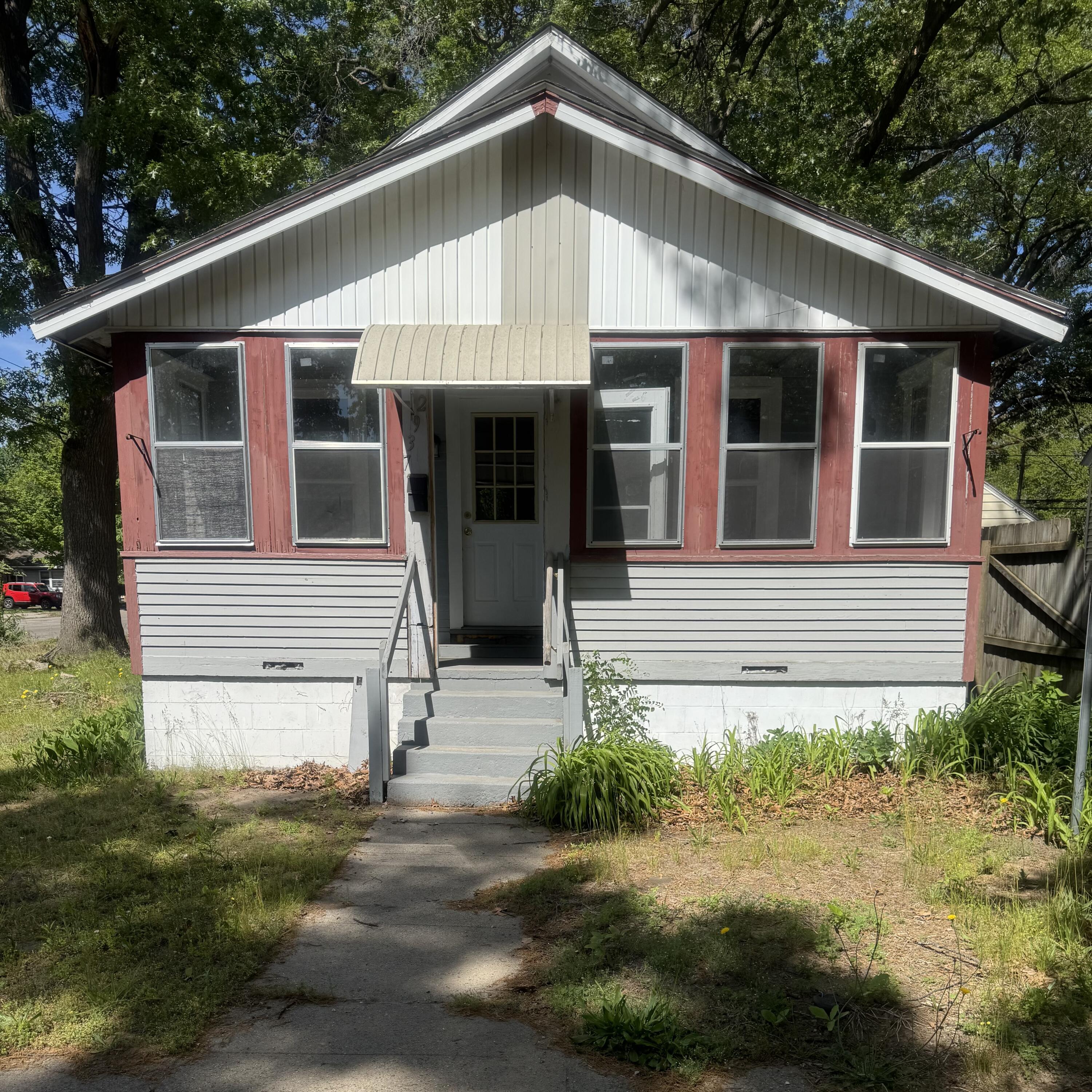 2937 8th Street Muskegon MI 49444