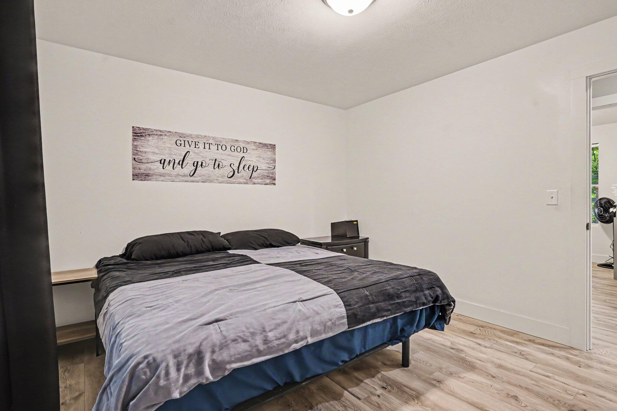 532 W River Road Muskegon MI 49445