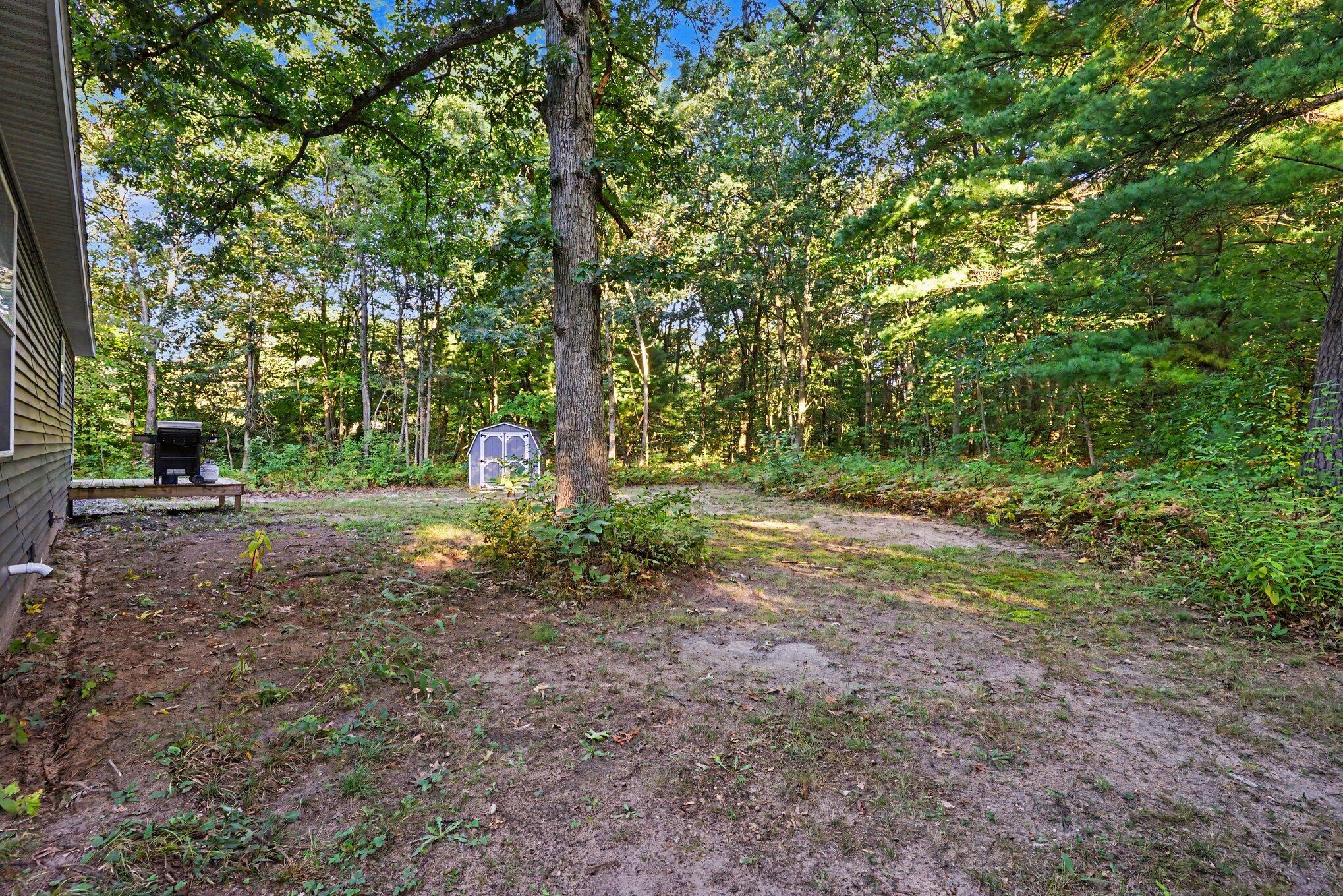 532 W River Road Muskegon MI 49445