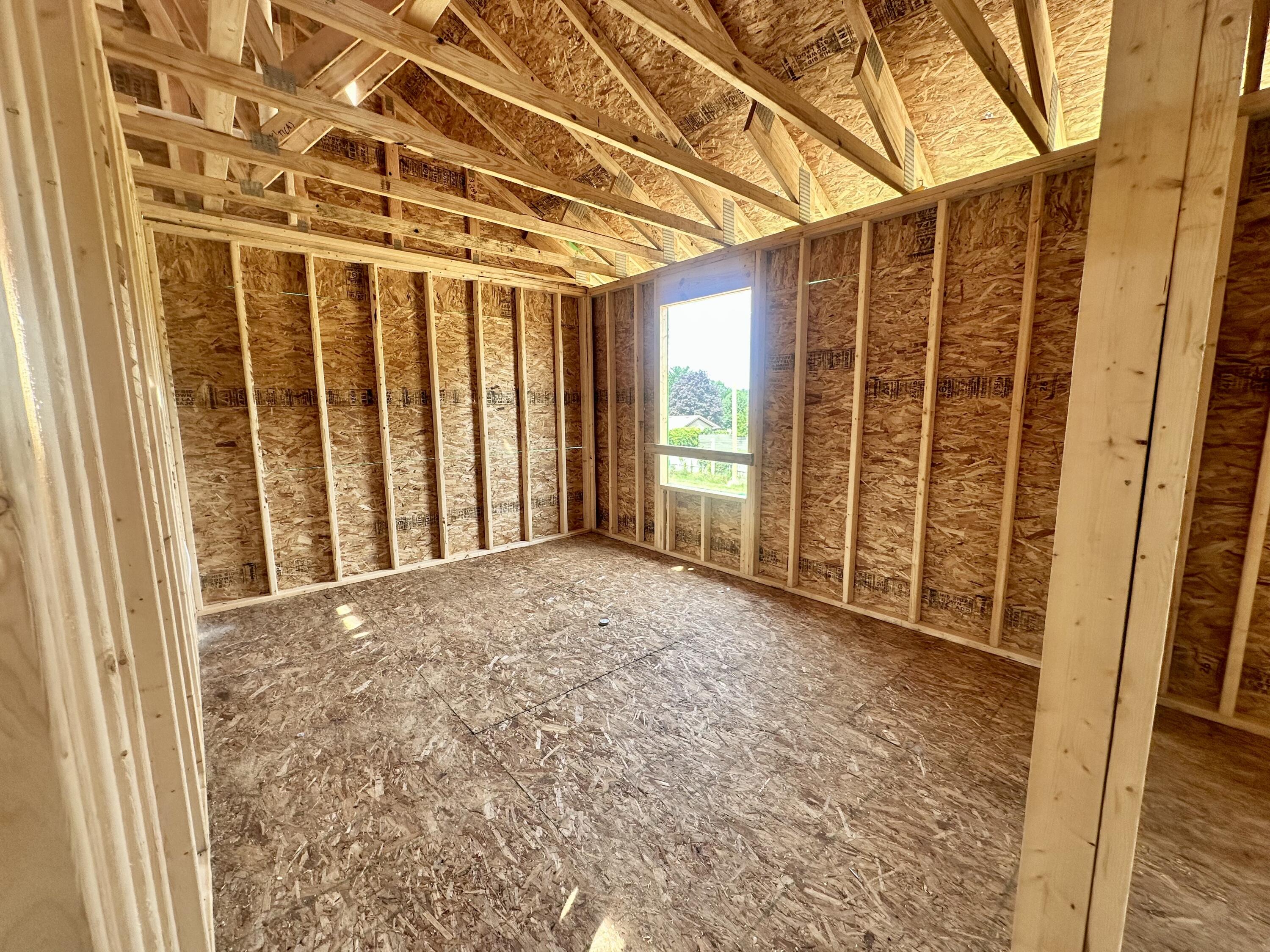 2147 Emerald Shore Circle NE Grand Rapids MI 49505