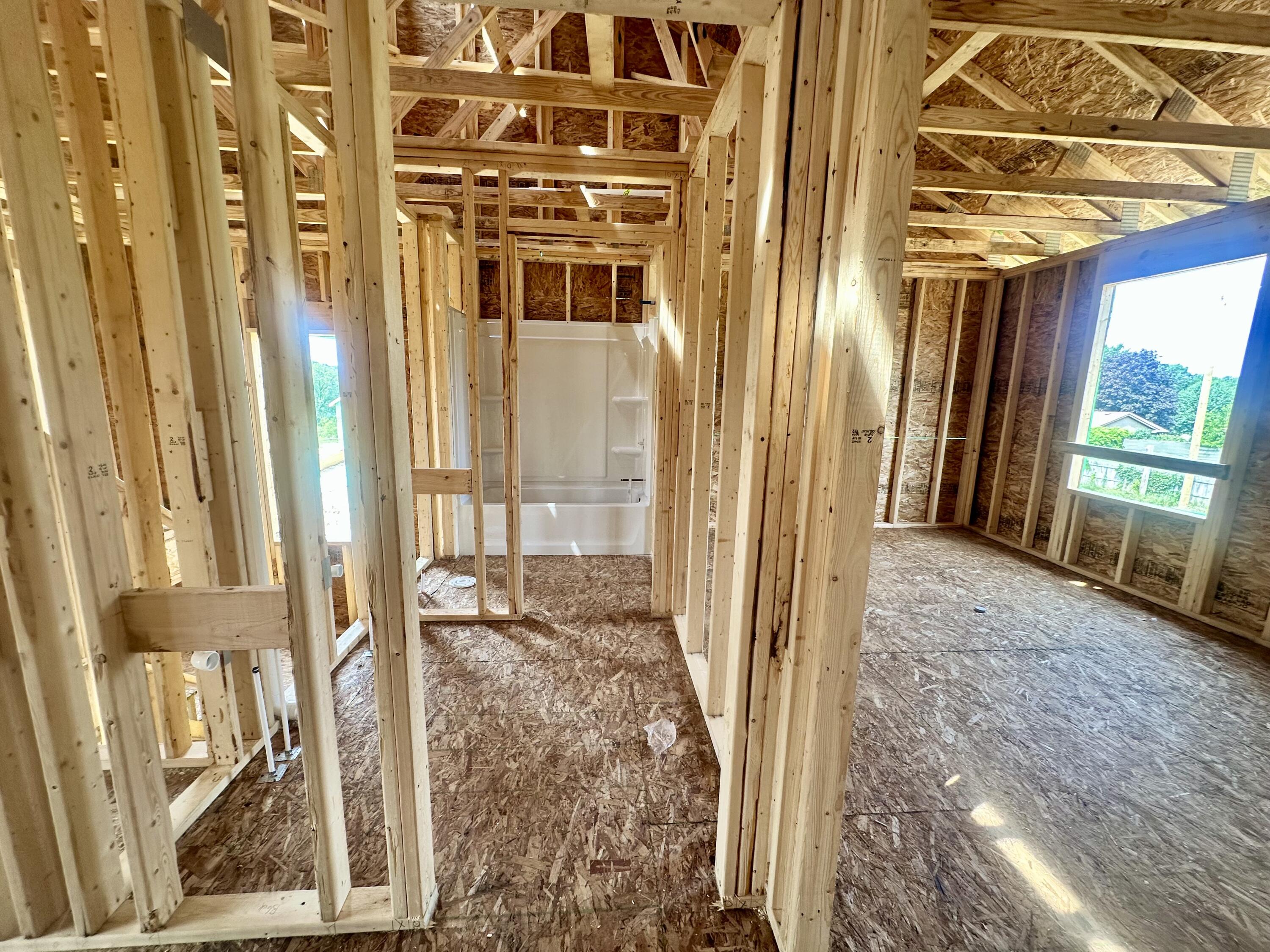 2147 Emerald Shore Circle NE Grand Rapids MI 49505