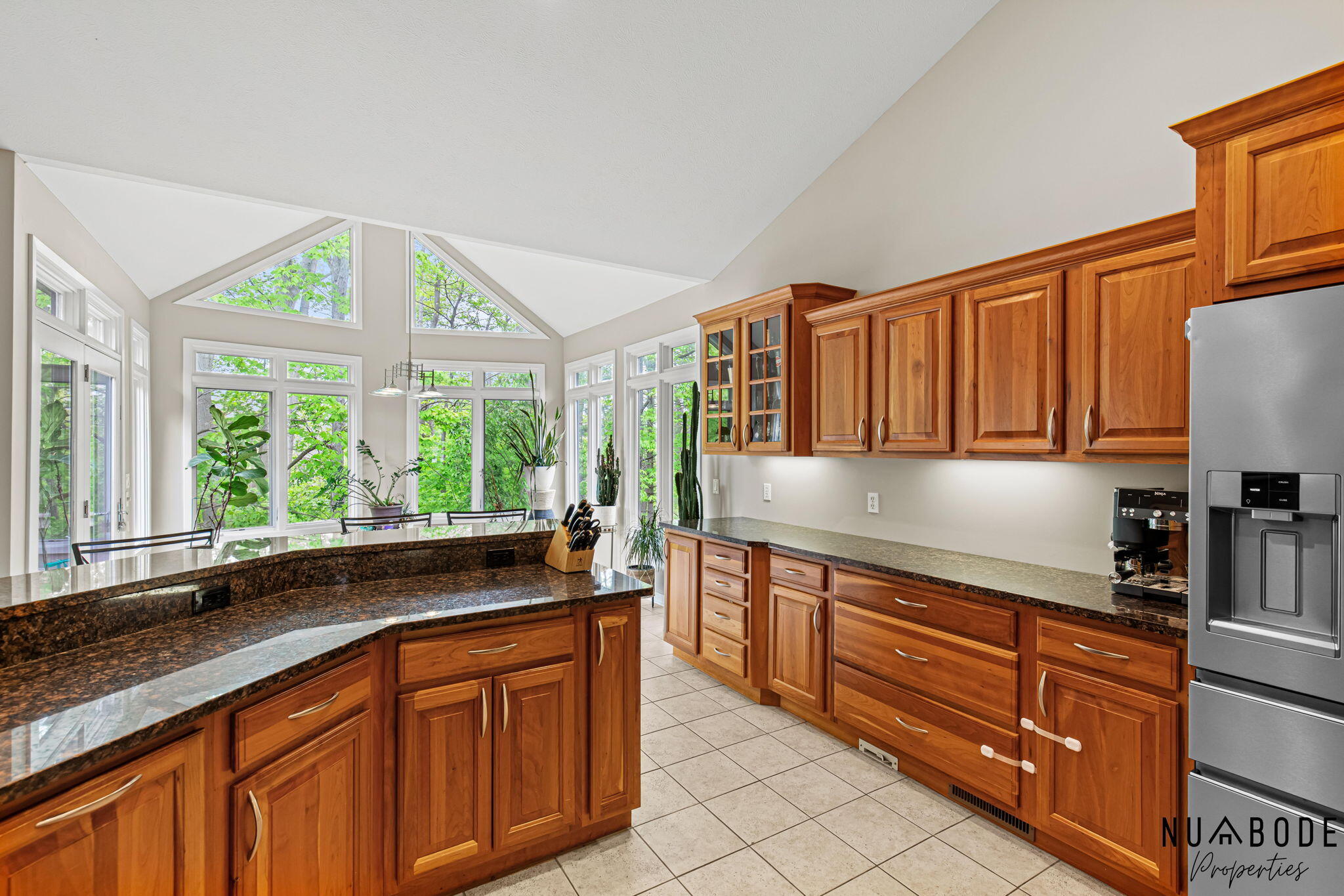 2333 Longmeadow Street NW Grand Rapids MI 49504