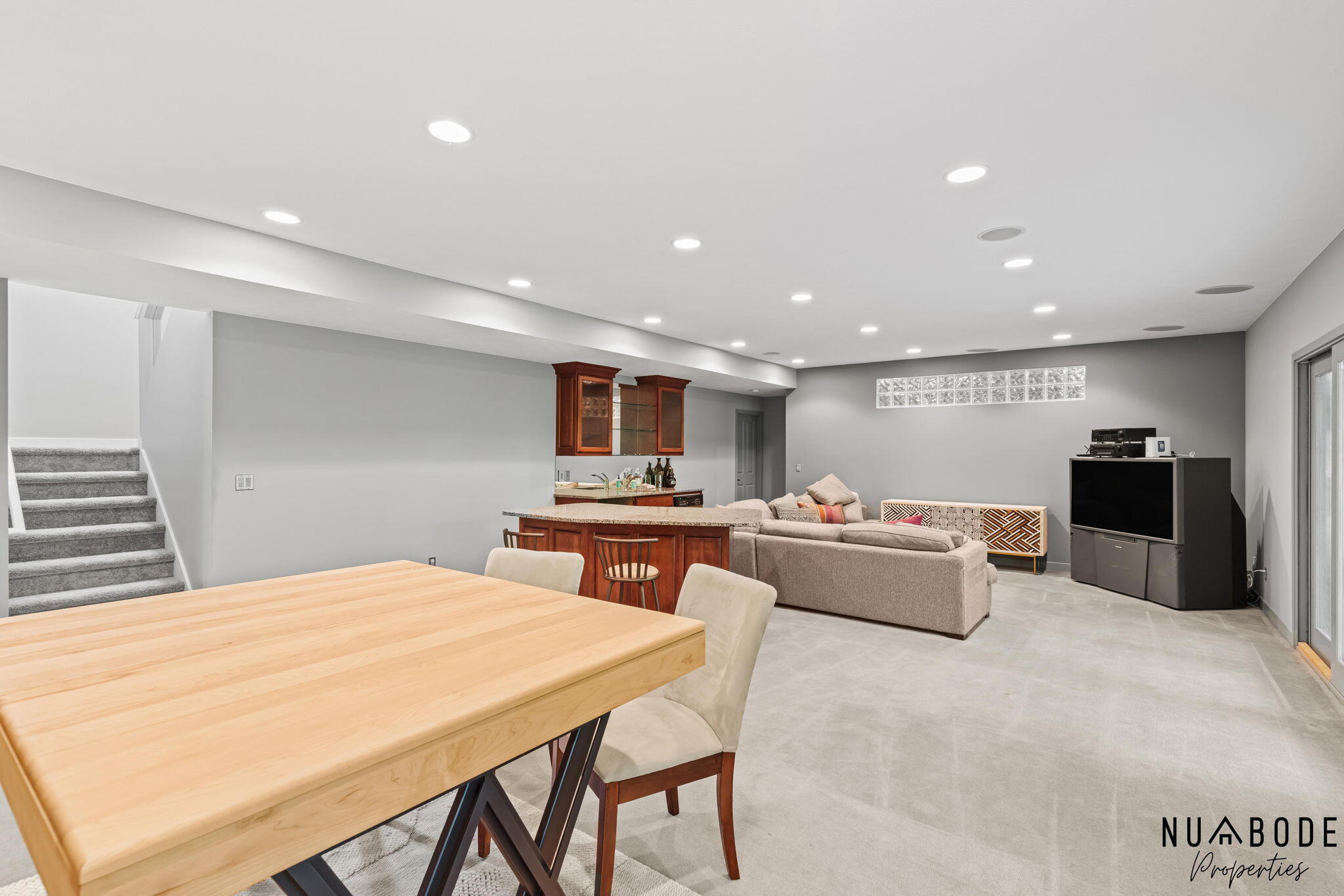 2333 Longmeadow Street NW Grand Rapids MI 49504