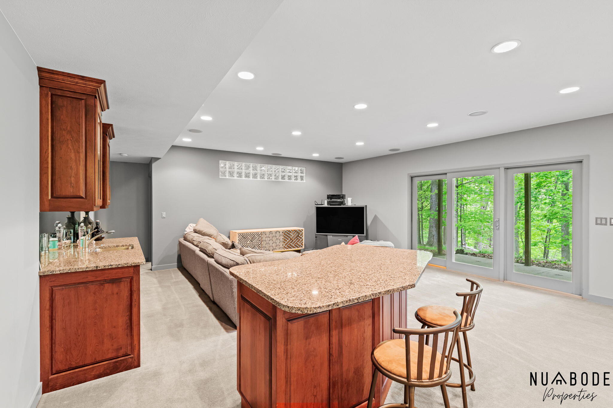 2333 Longmeadow Street NW Grand Rapids MI 49504