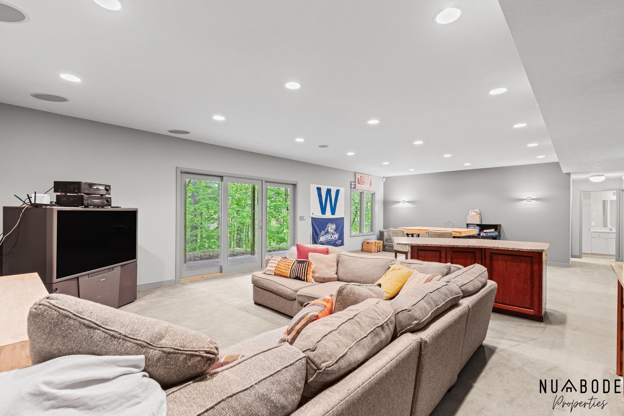 2333 Longmeadow Street NW Grand Rapids MI 49504