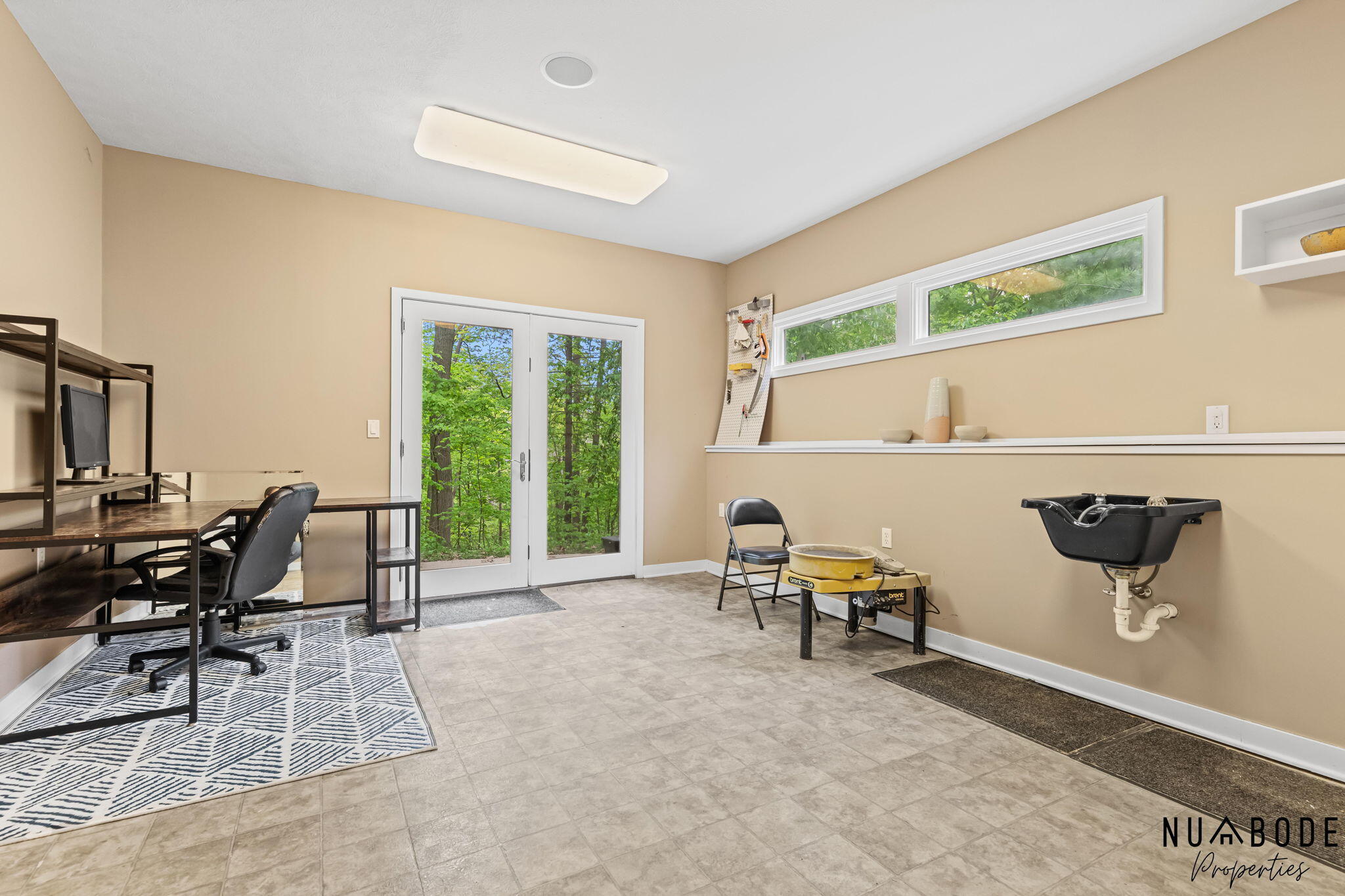 2333 Longmeadow Street NW Grand Rapids MI 49504