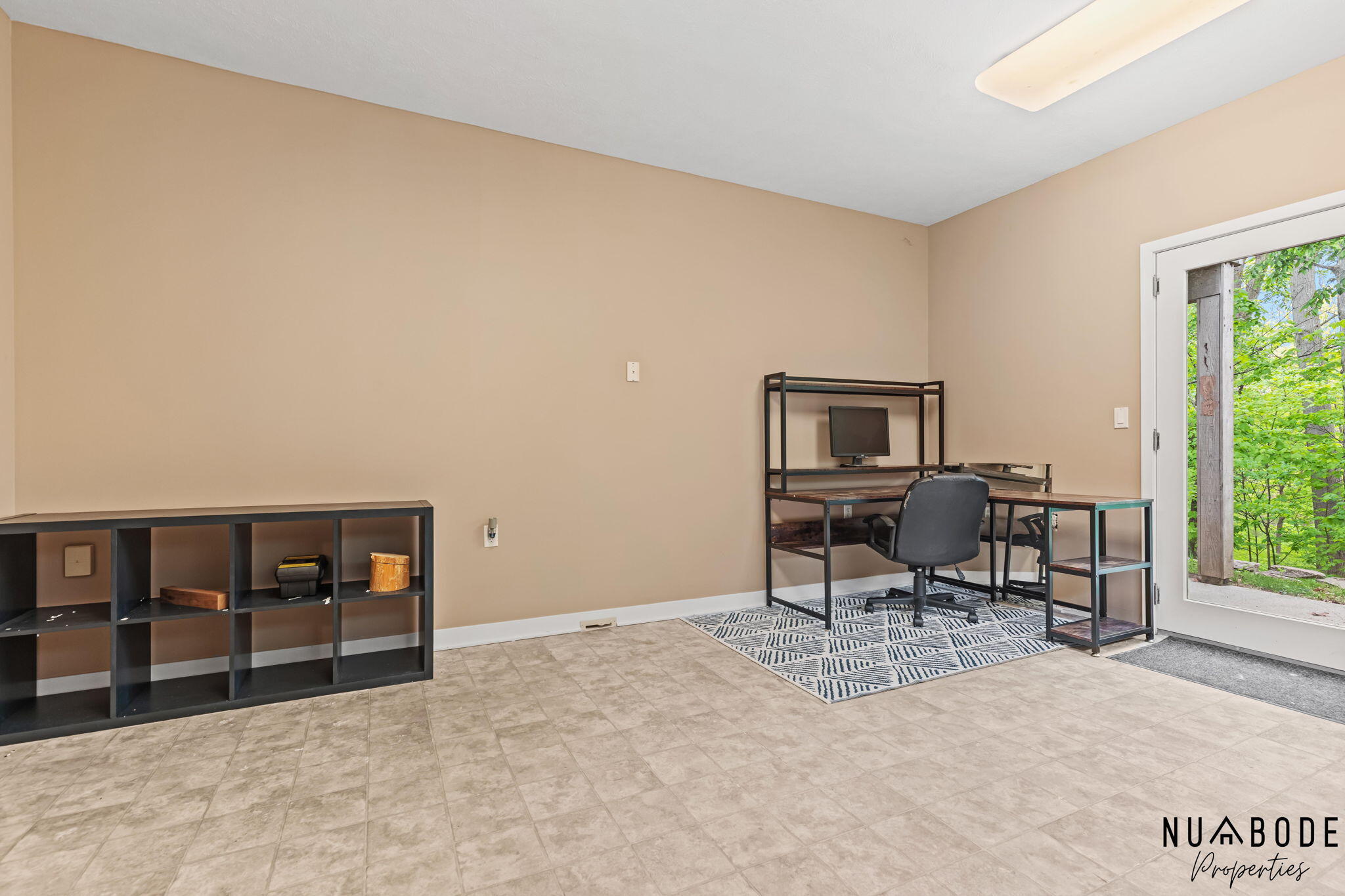 2333 Longmeadow Street NW Grand Rapids MI 49504