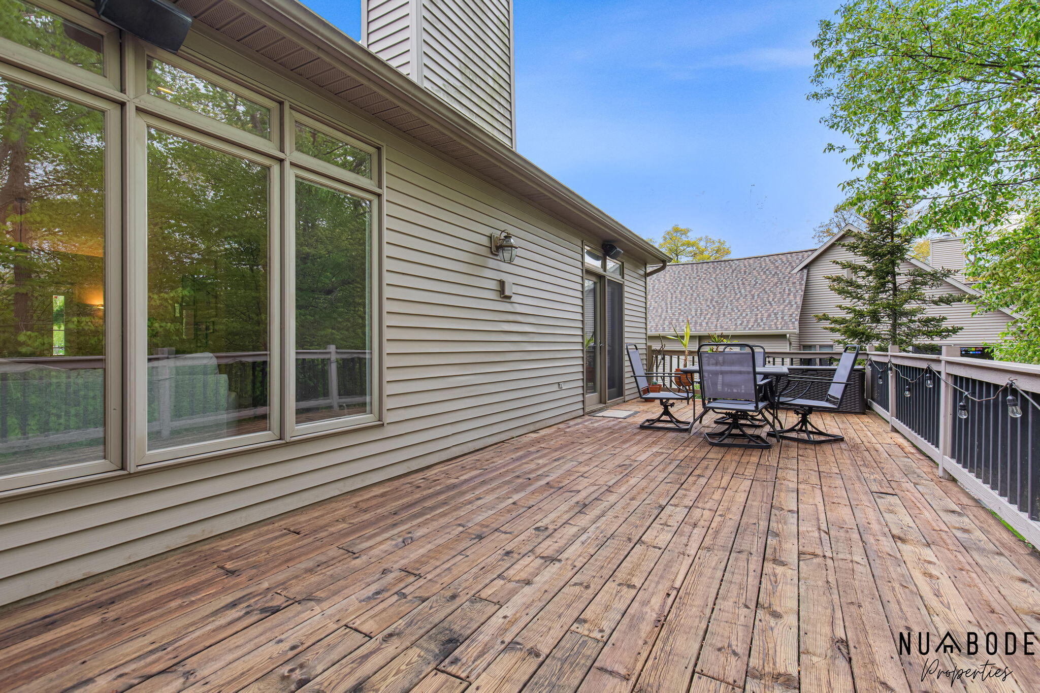 2333 Longmeadow Street NW Grand Rapids MI 49504