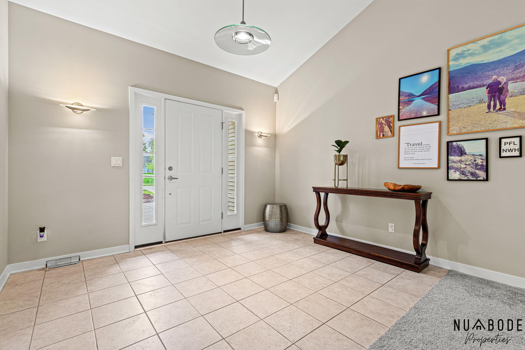 2333 Longmeadow Street NW Grand Rapids MI 49504