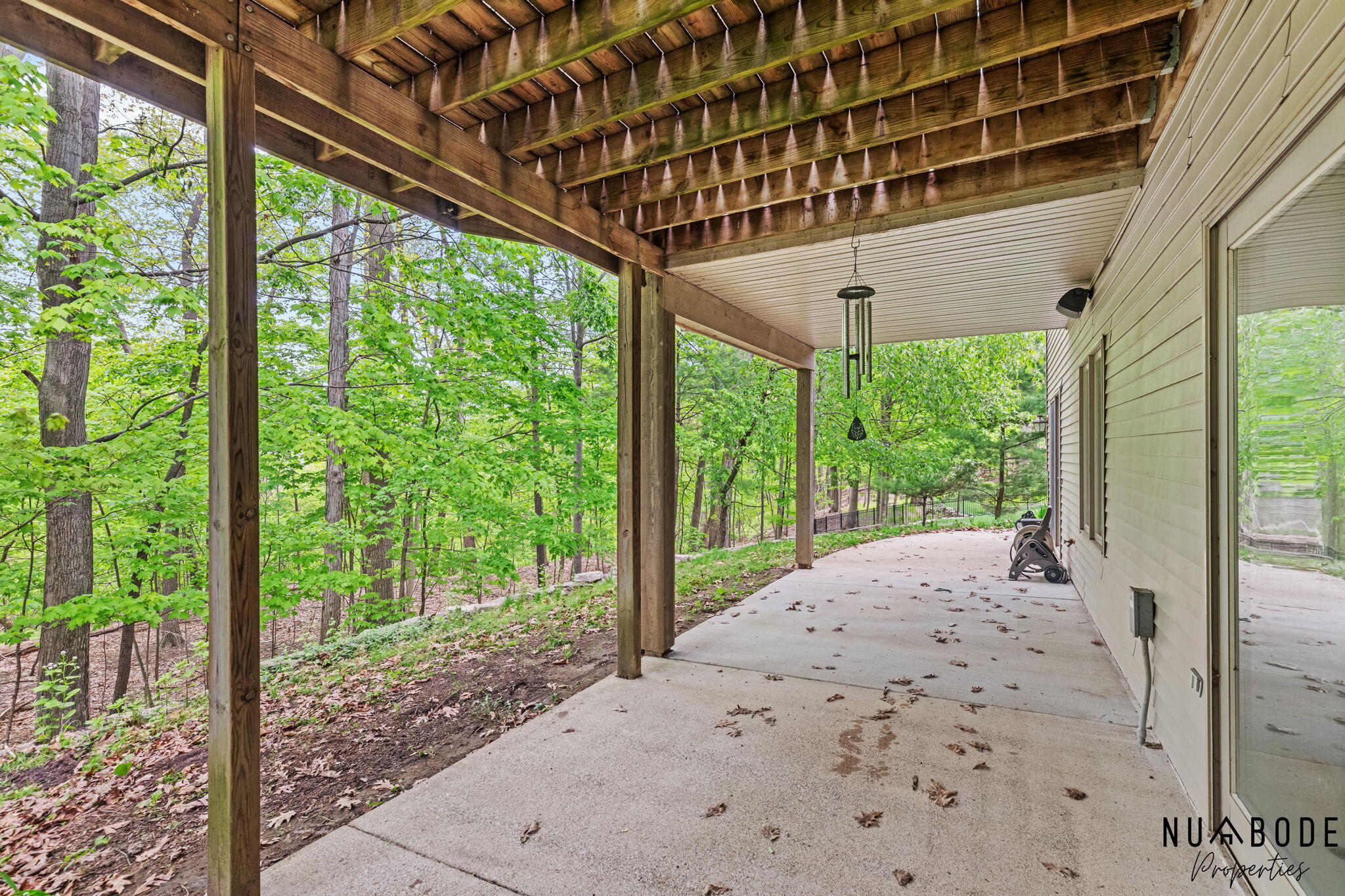 2333 Longmeadow Street NW Grand Rapids MI 49504