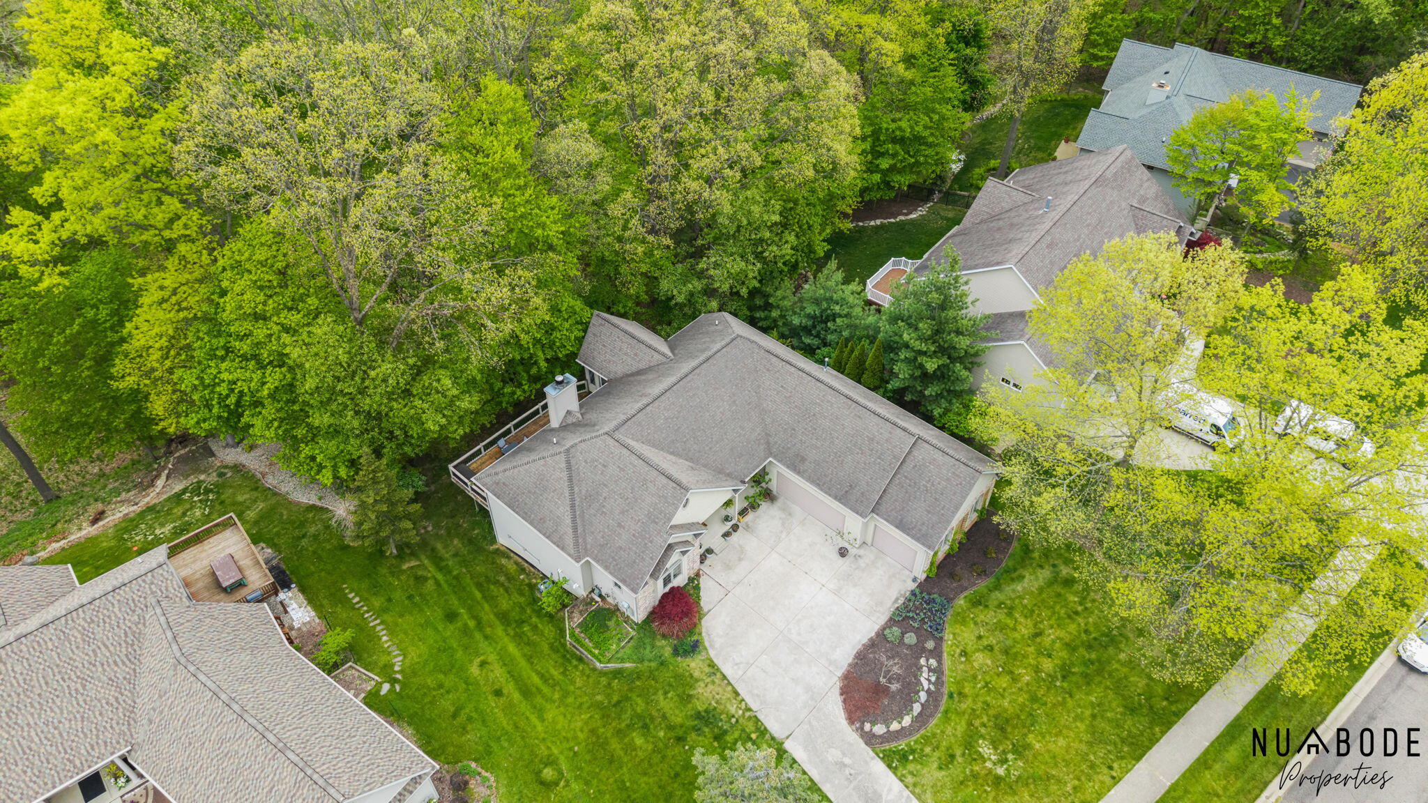 2333 Longmeadow Street NW Grand Rapids MI 49504