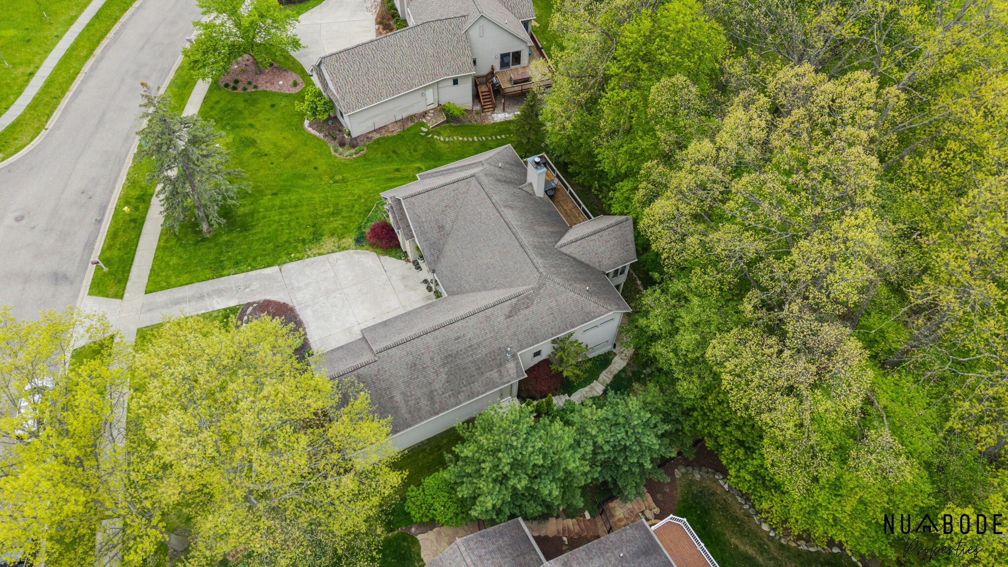 2333 Longmeadow Street NW Grand Rapids MI 49504
