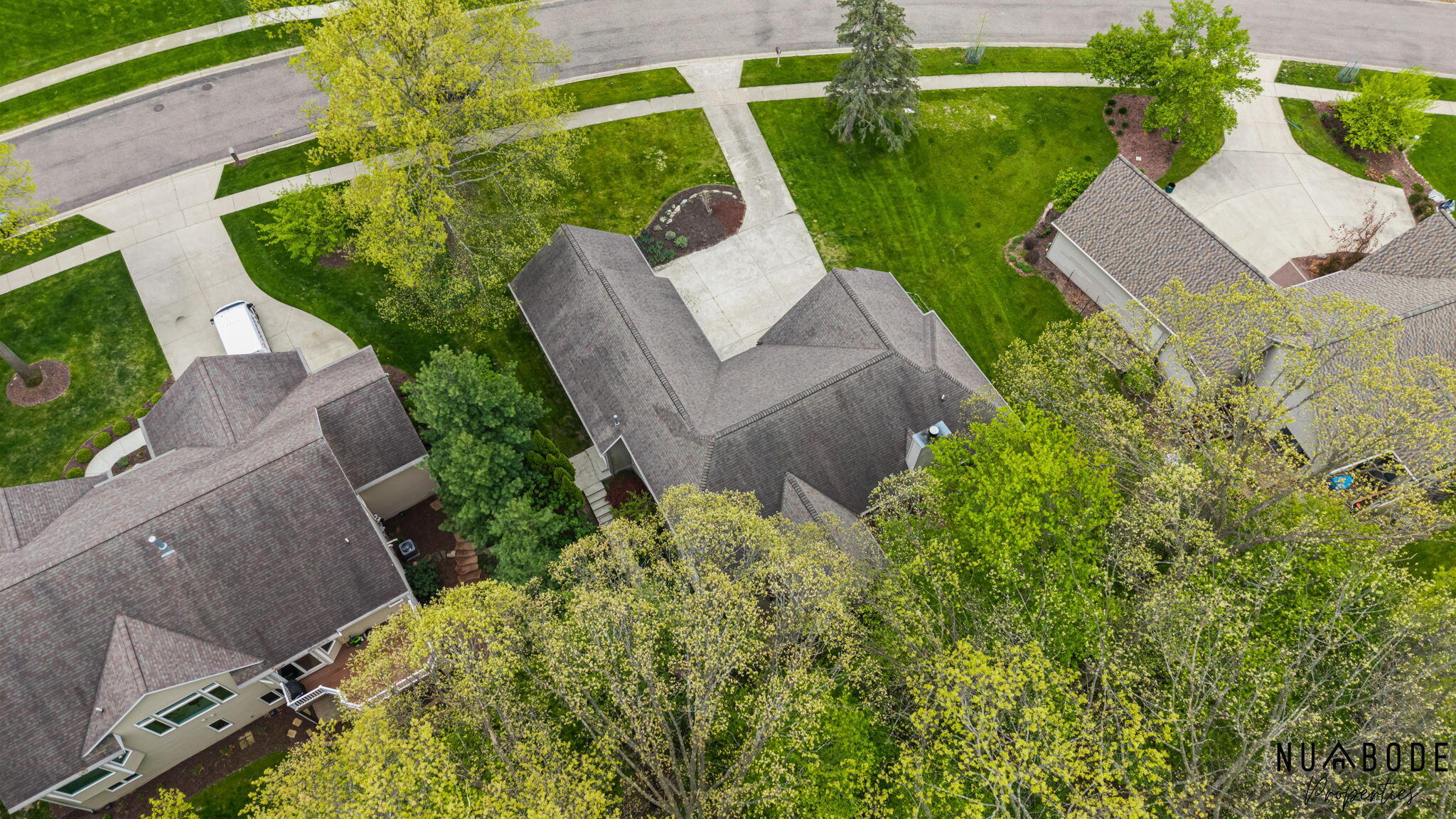 2333 Longmeadow Street NW Grand Rapids MI 49504
