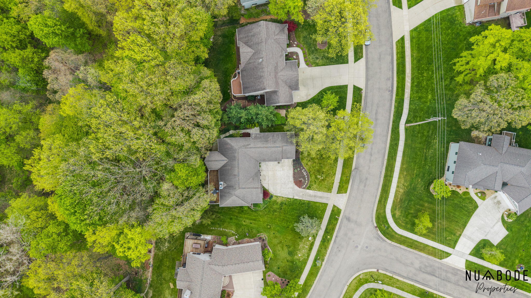 2333 Longmeadow Street NW Grand Rapids MI 49504