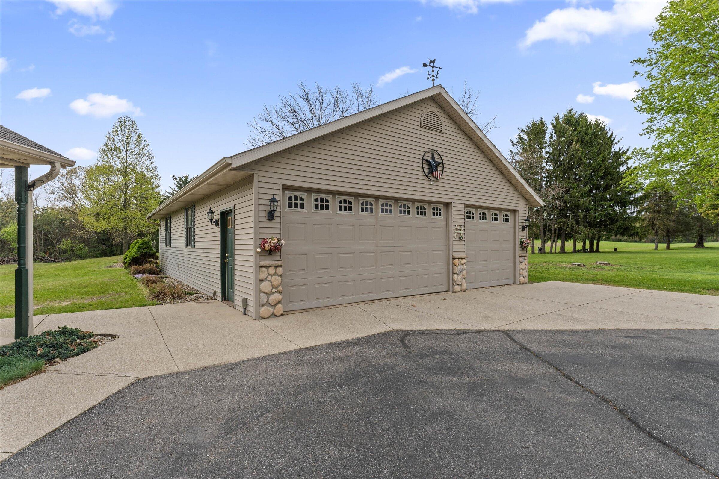 28684 M 60 Cassopolis MI 49031