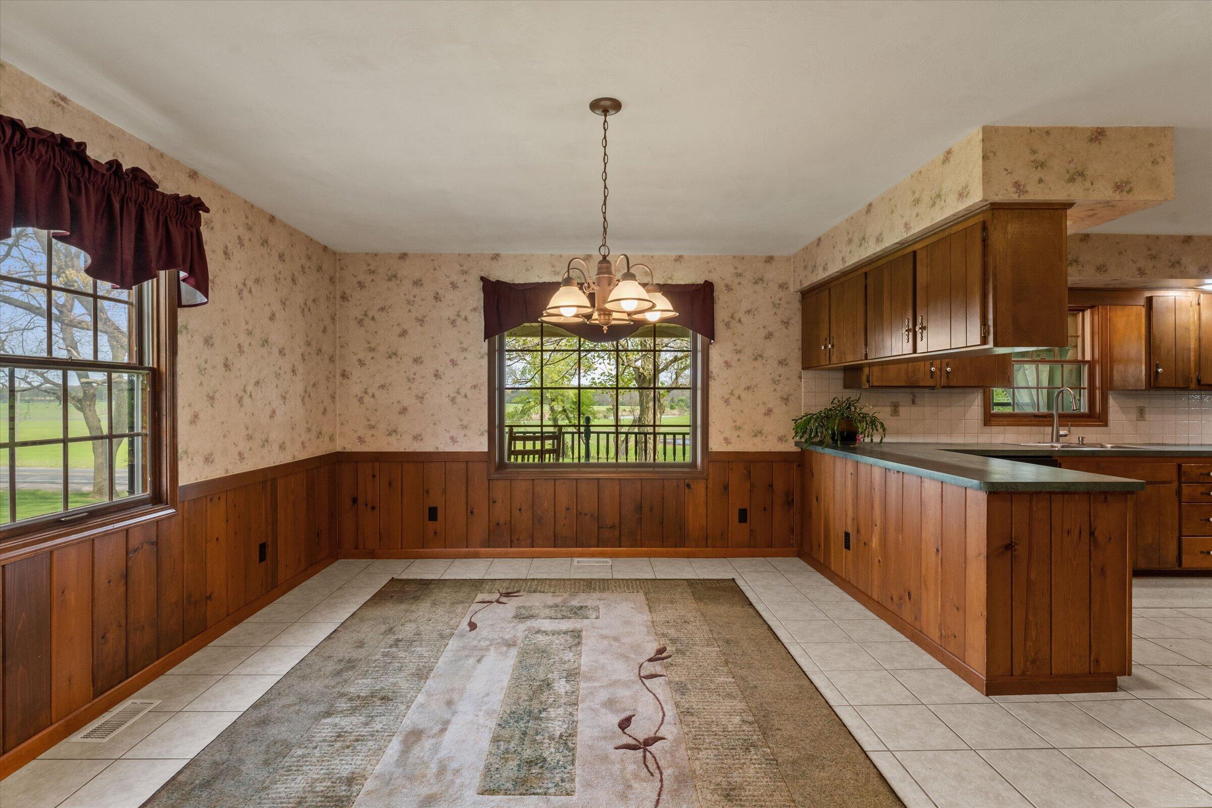 28684 M 60 Cassopolis MI 49031