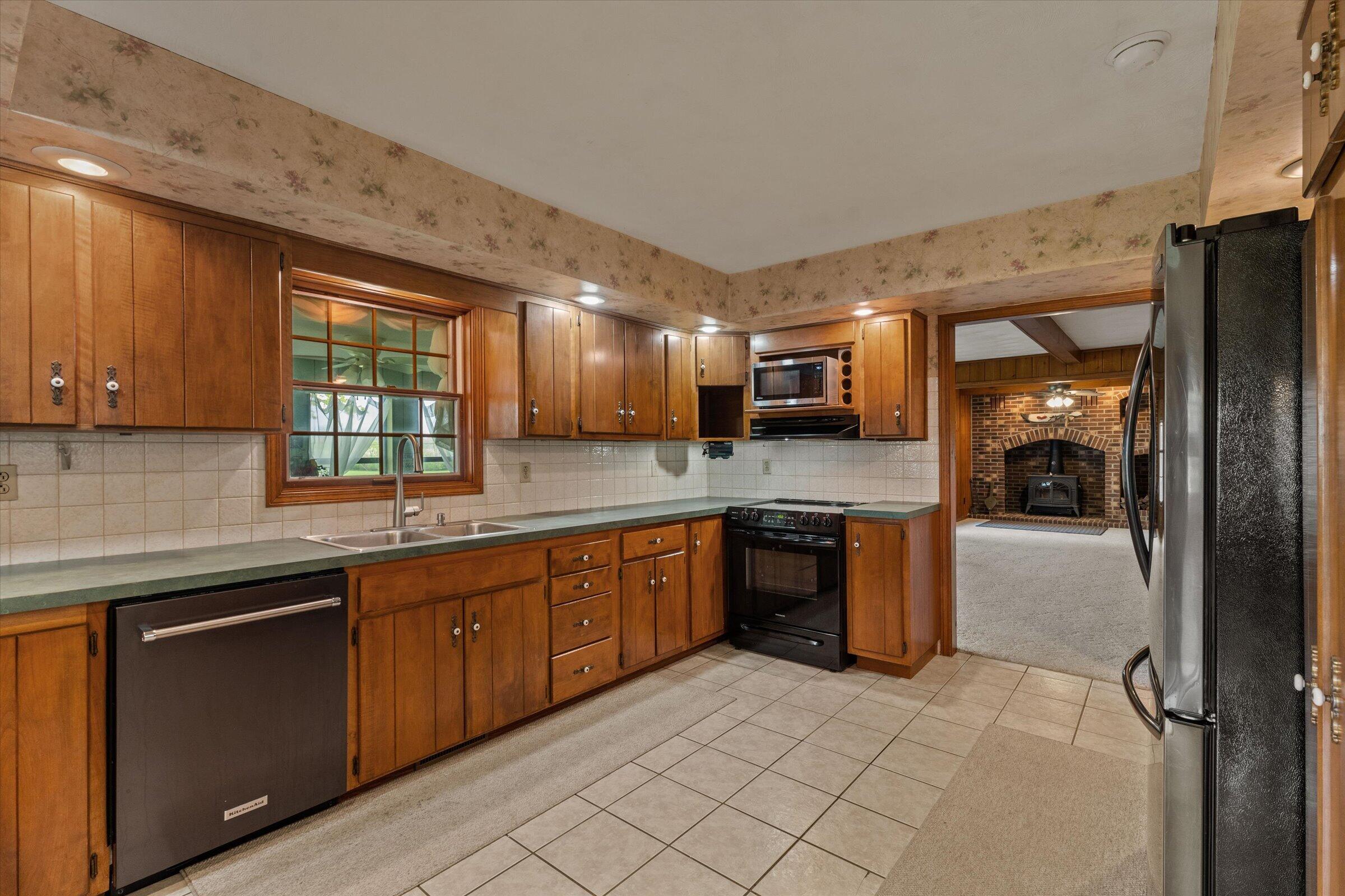 28684 M 60 Cassopolis MI 49031