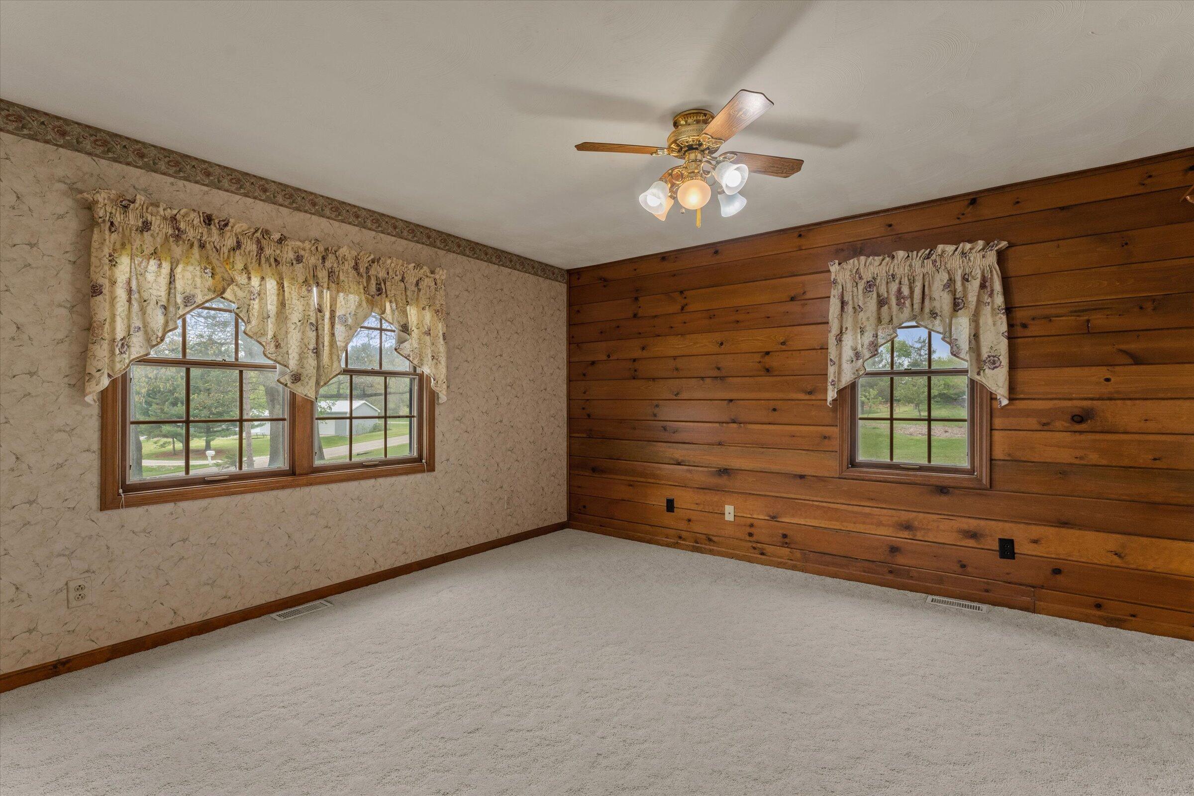28684 M 60 Cassopolis MI 49031