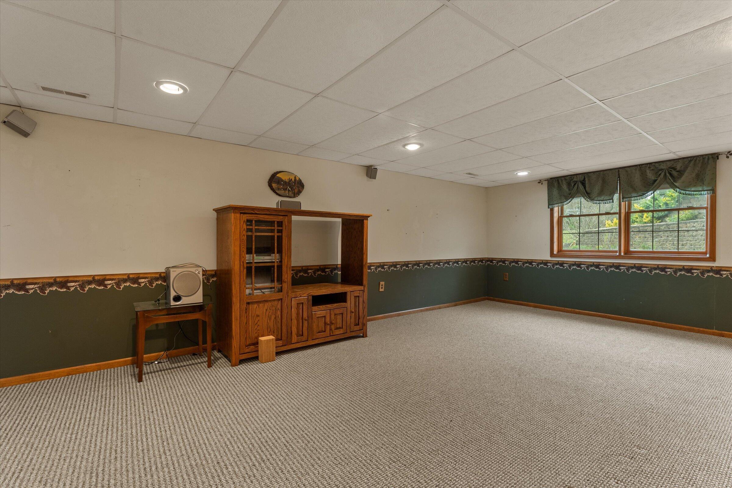 28684 M 60 Cassopolis MI 49031