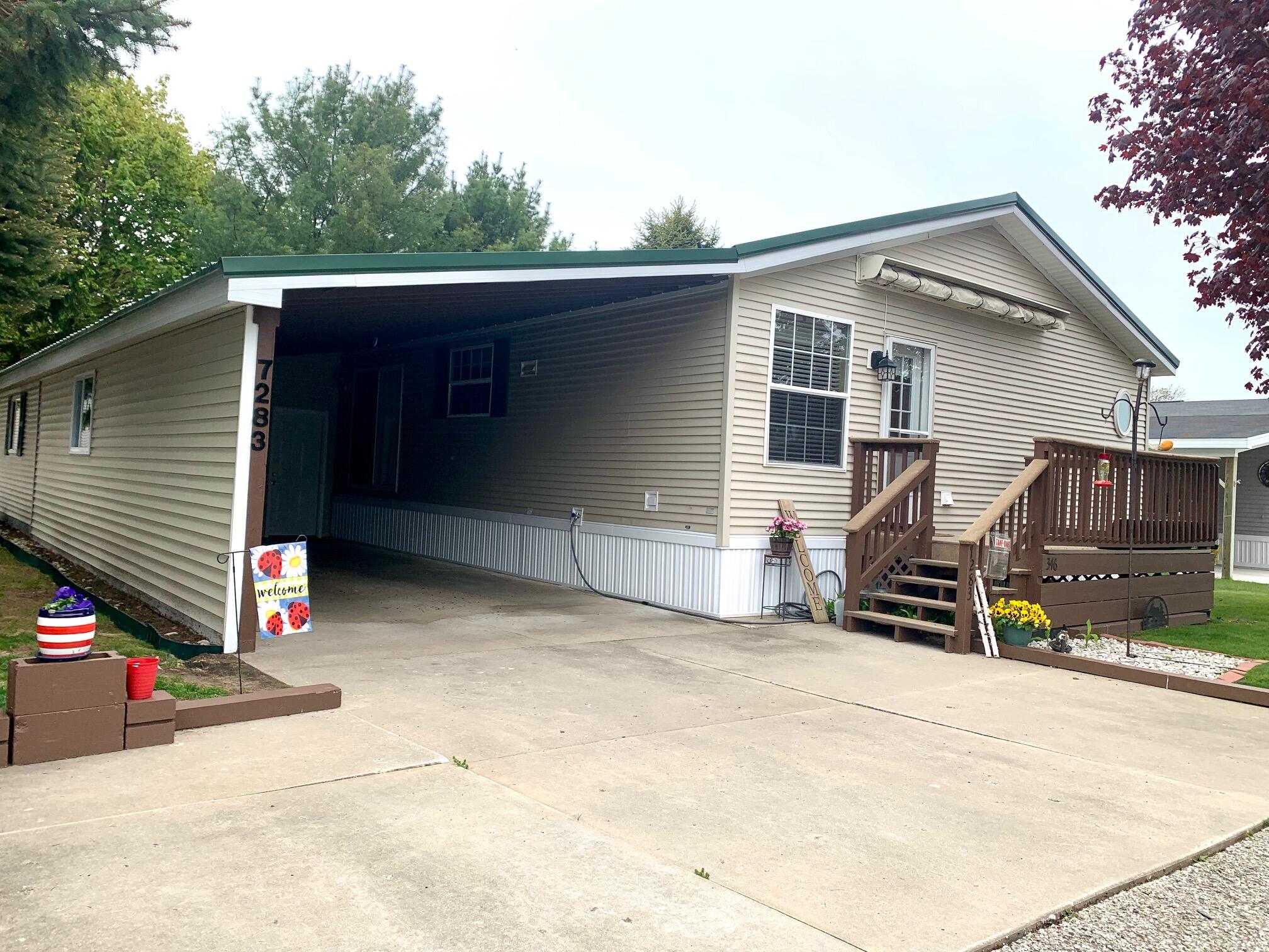 7283 White Swan Lane Ludington MI 49431