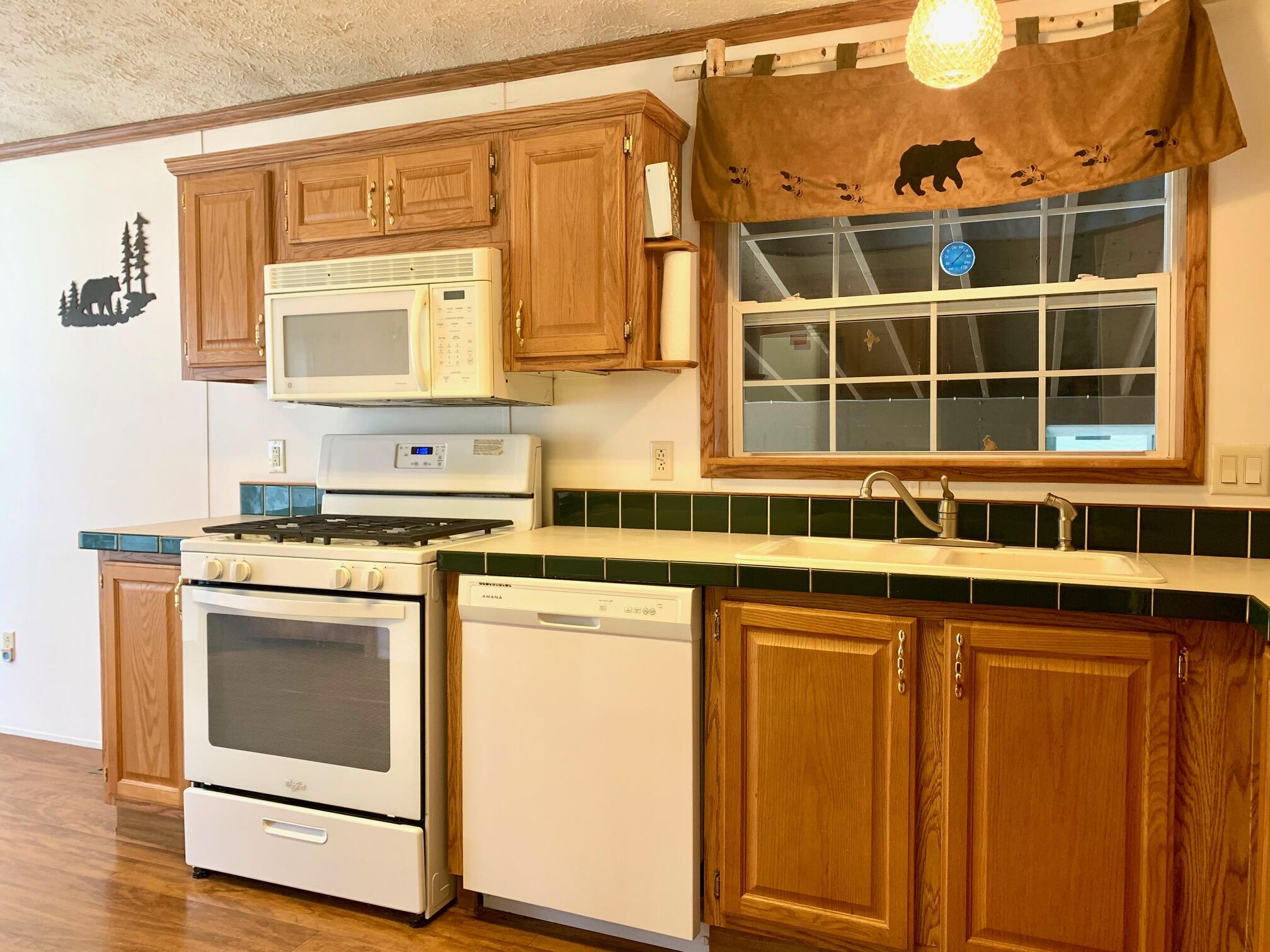 7283 White Swan Lane Ludington MI 49431