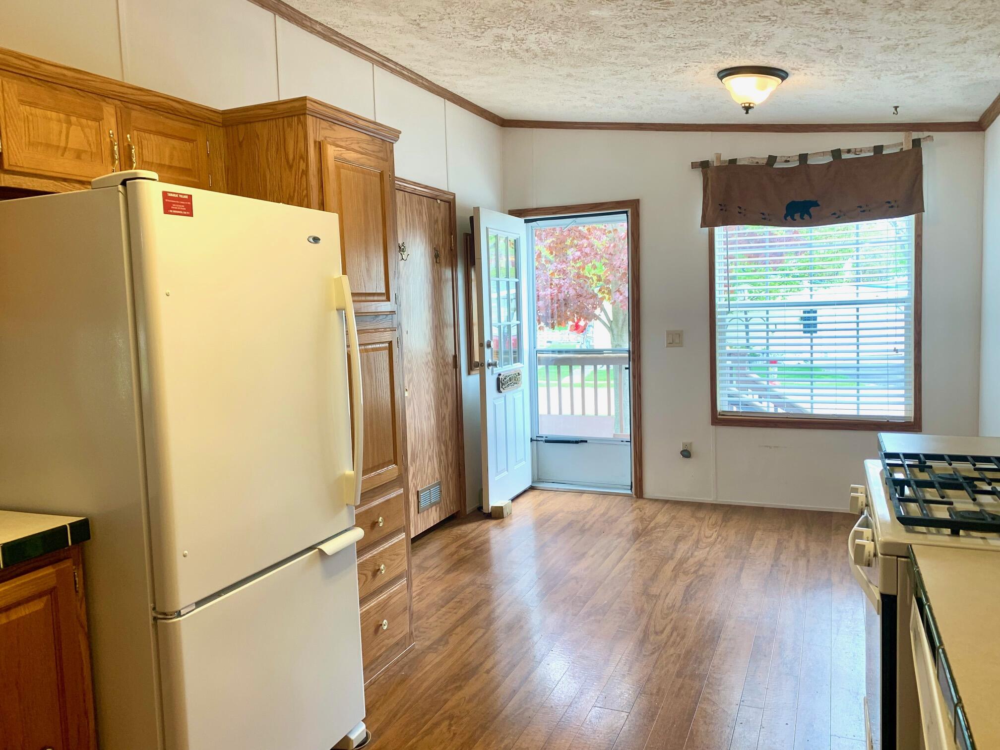 7283 White Swan Lane Ludington MI 49431