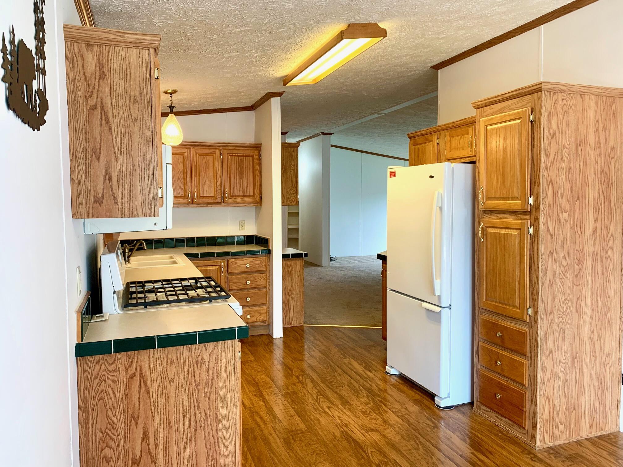 7283 White Swan Lane Ludington MI 49431