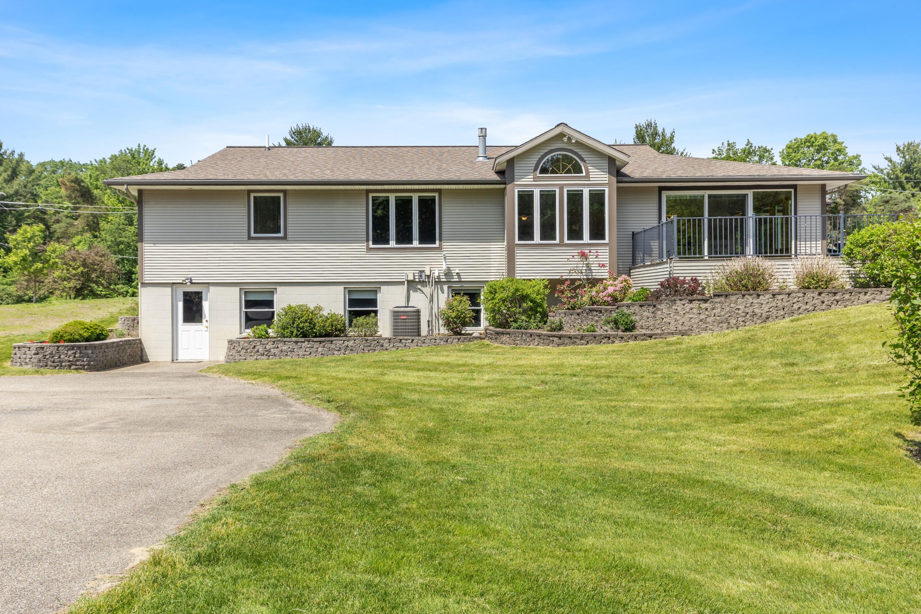 3252 N 160th Avenue Holland MI 49424