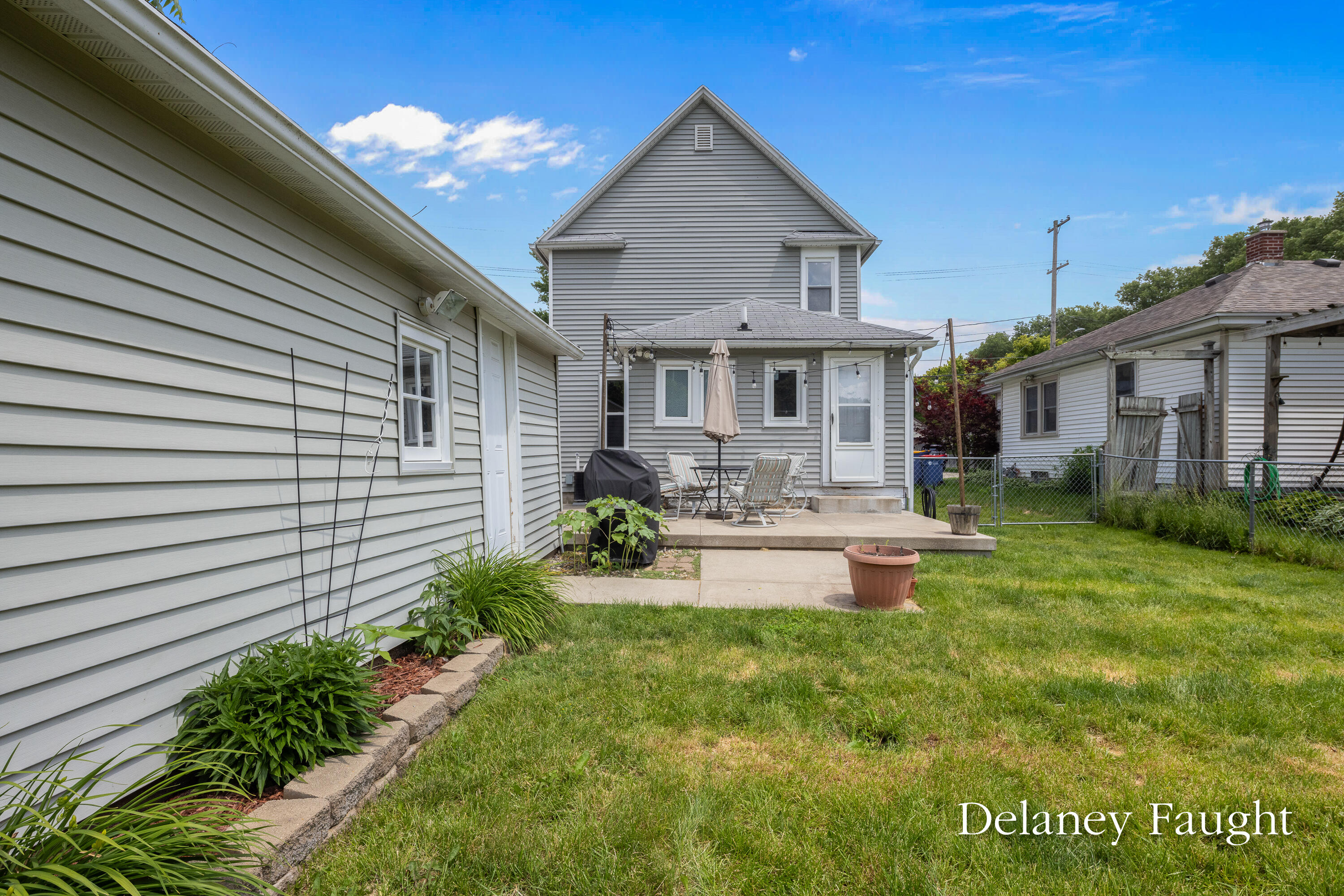717 Garfield Avenue NW Grand Rapids MI 49504