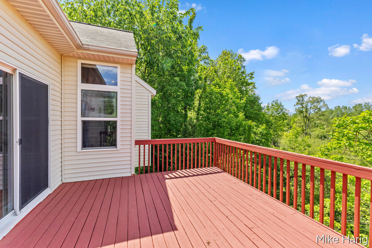 8105 Oldfield Court SE Byron Center MI 49315