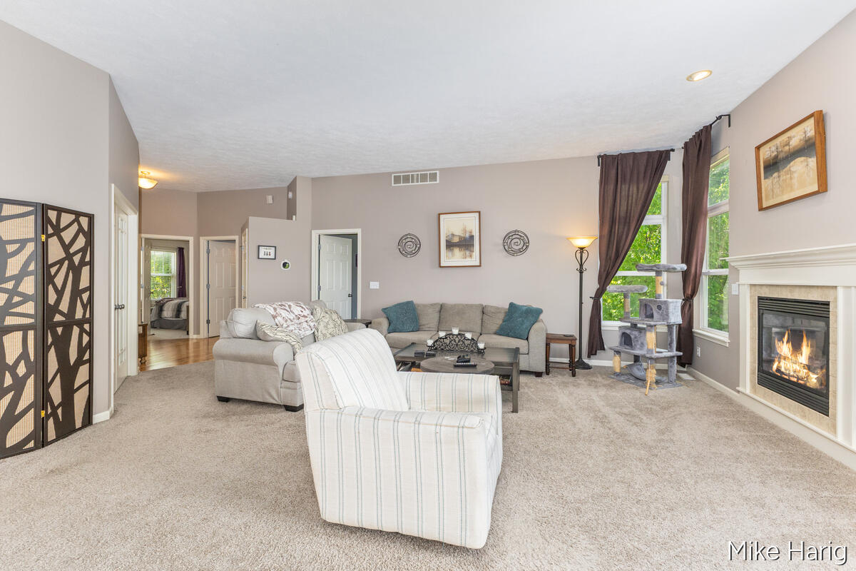 8105 Oldfield Court SE Byron Center MI 49315