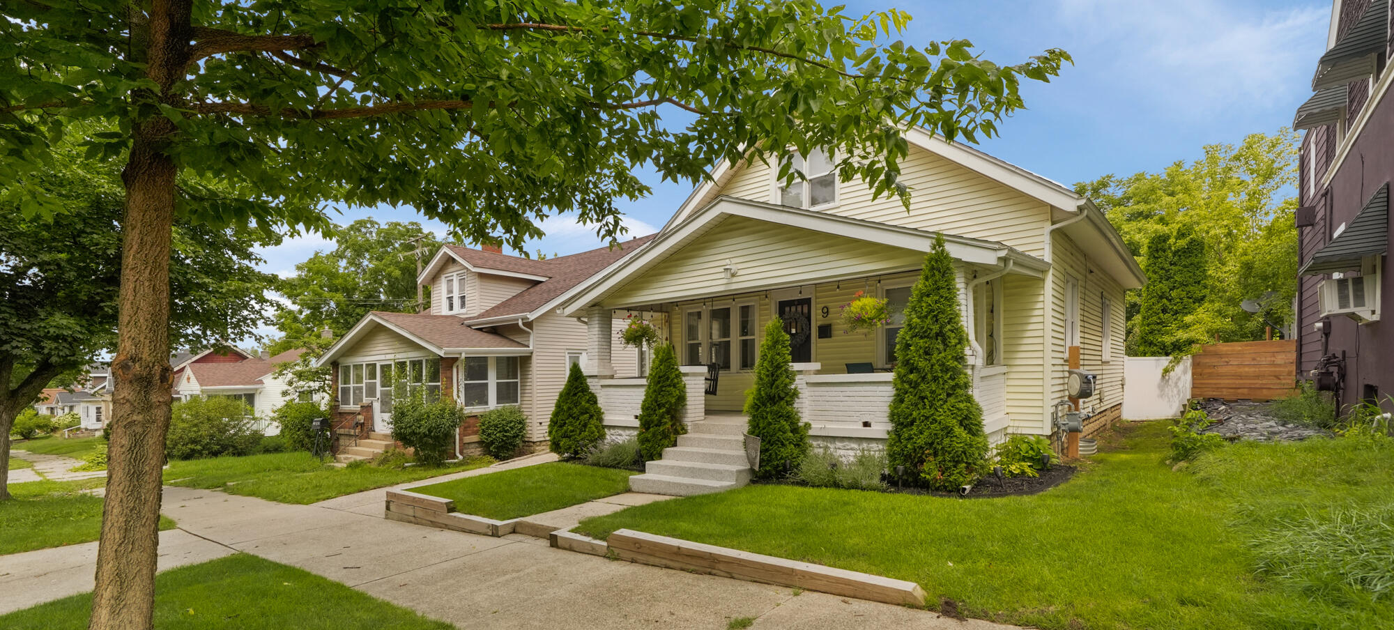 9 Dean Street NE Grand Rapids MI 49505