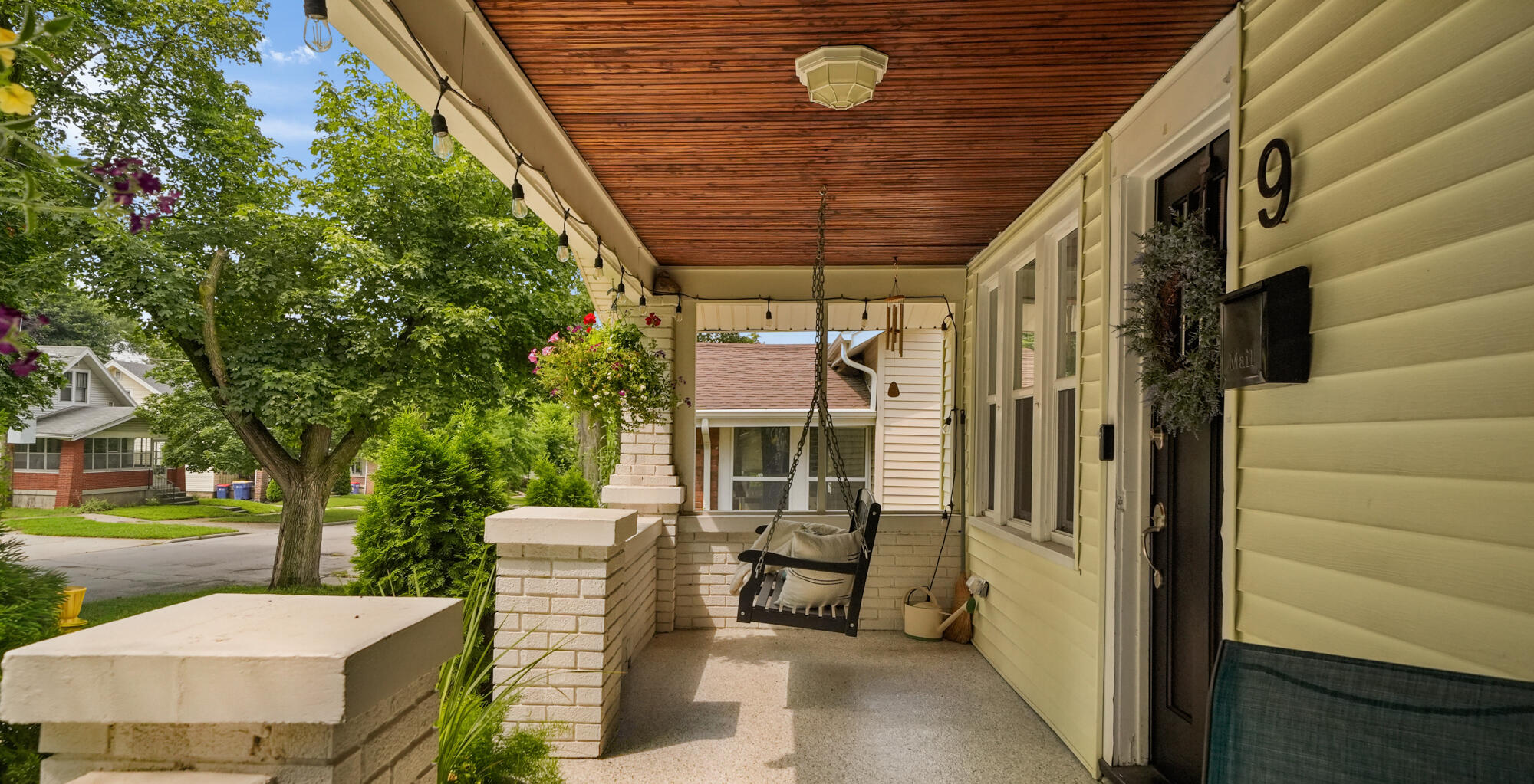 9 Dean Street NE Grand Rapids MI 49505