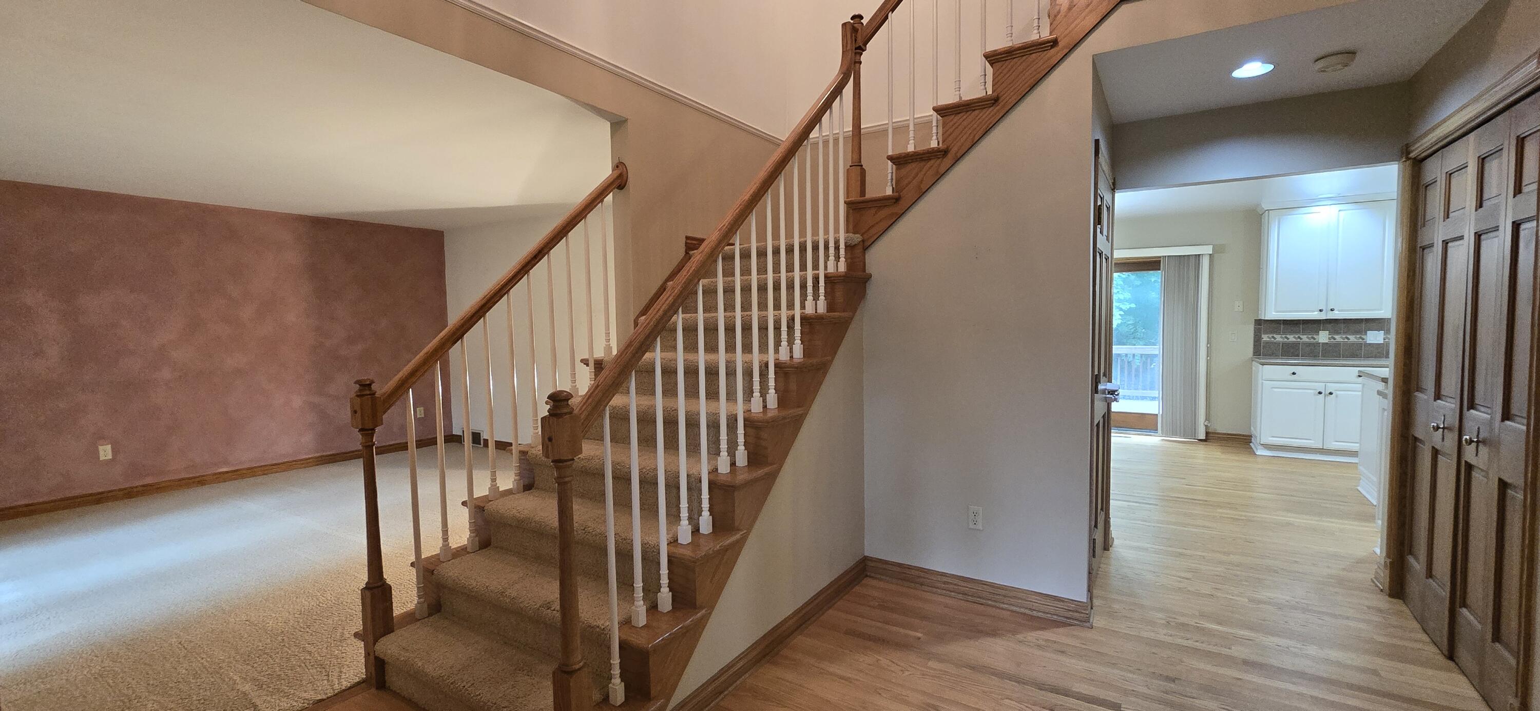 913 W Wellington Court Norton Shores MI 49441