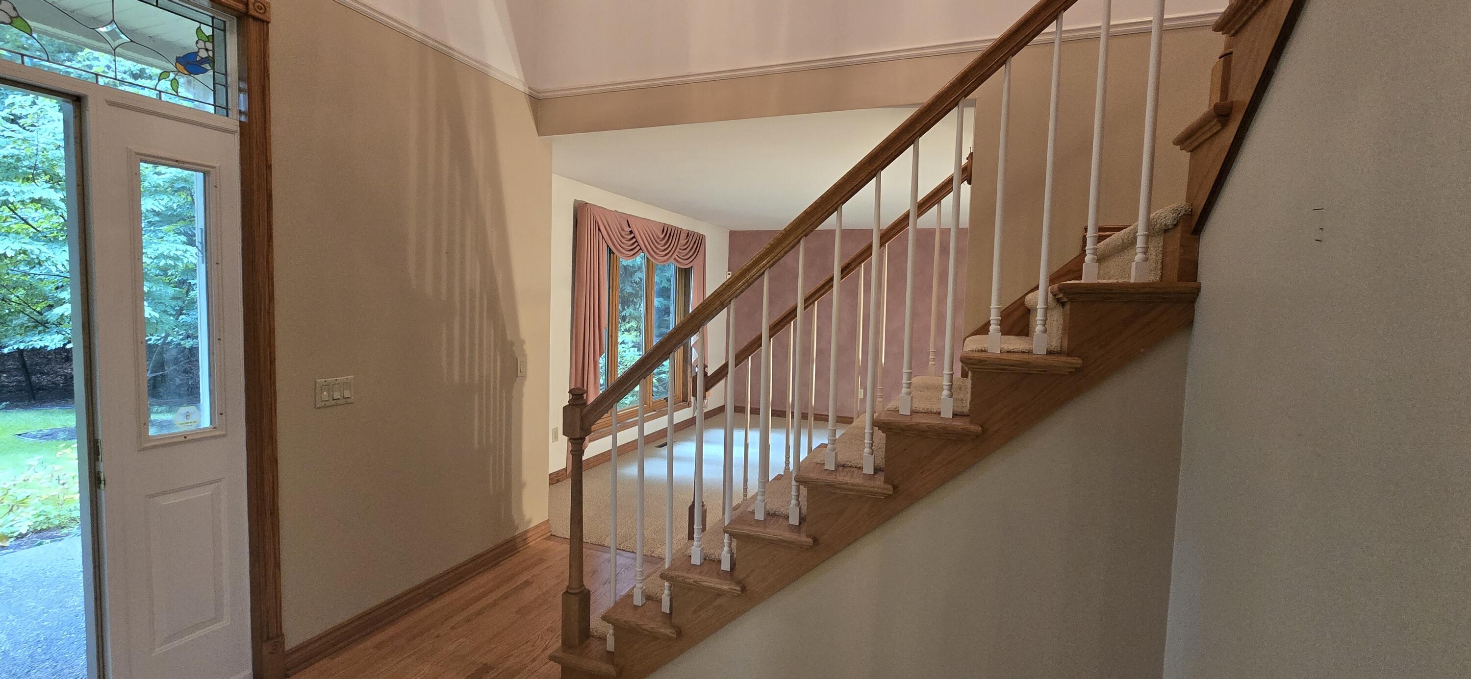 913 W Wellington Court Norton Shores MI 49441