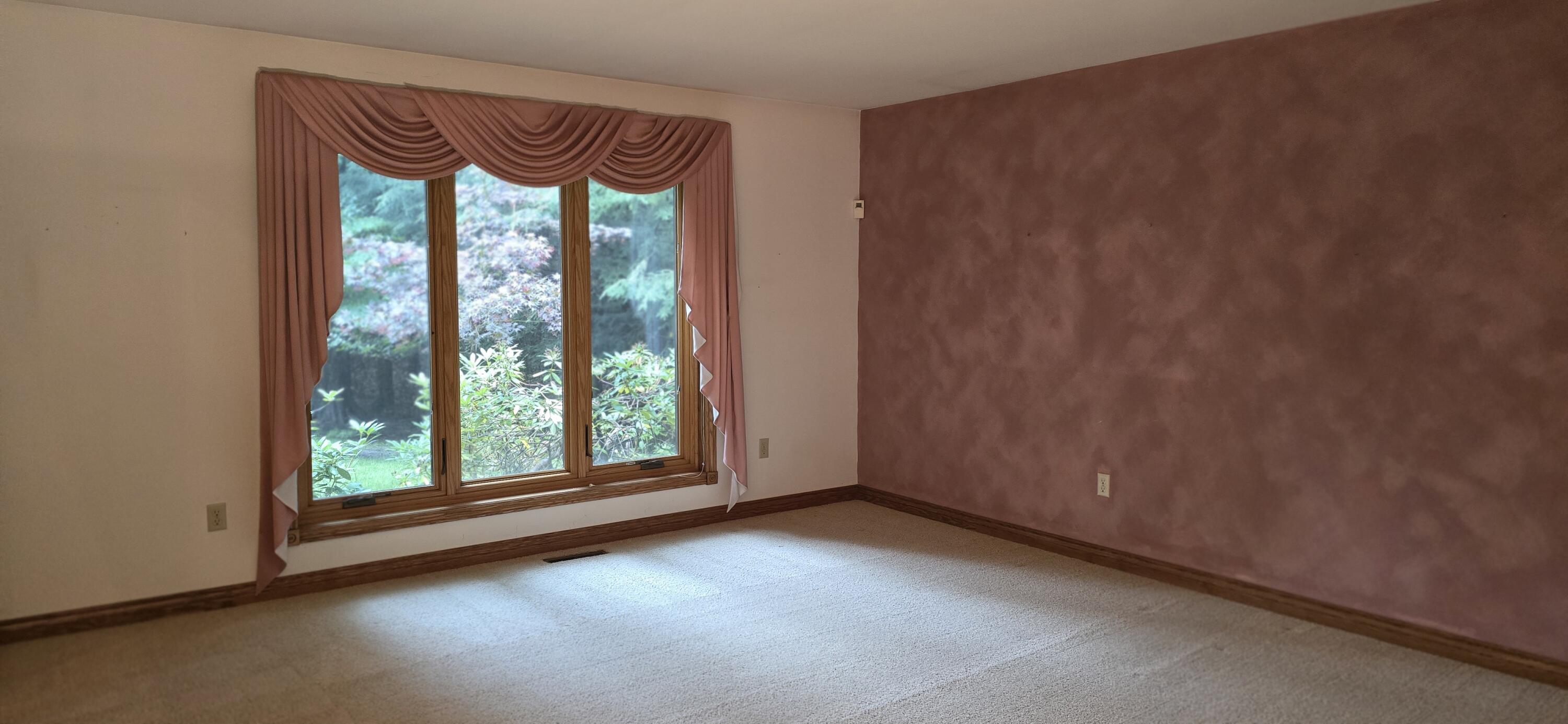 913 W Wellington Court Norton Shores MI 49441