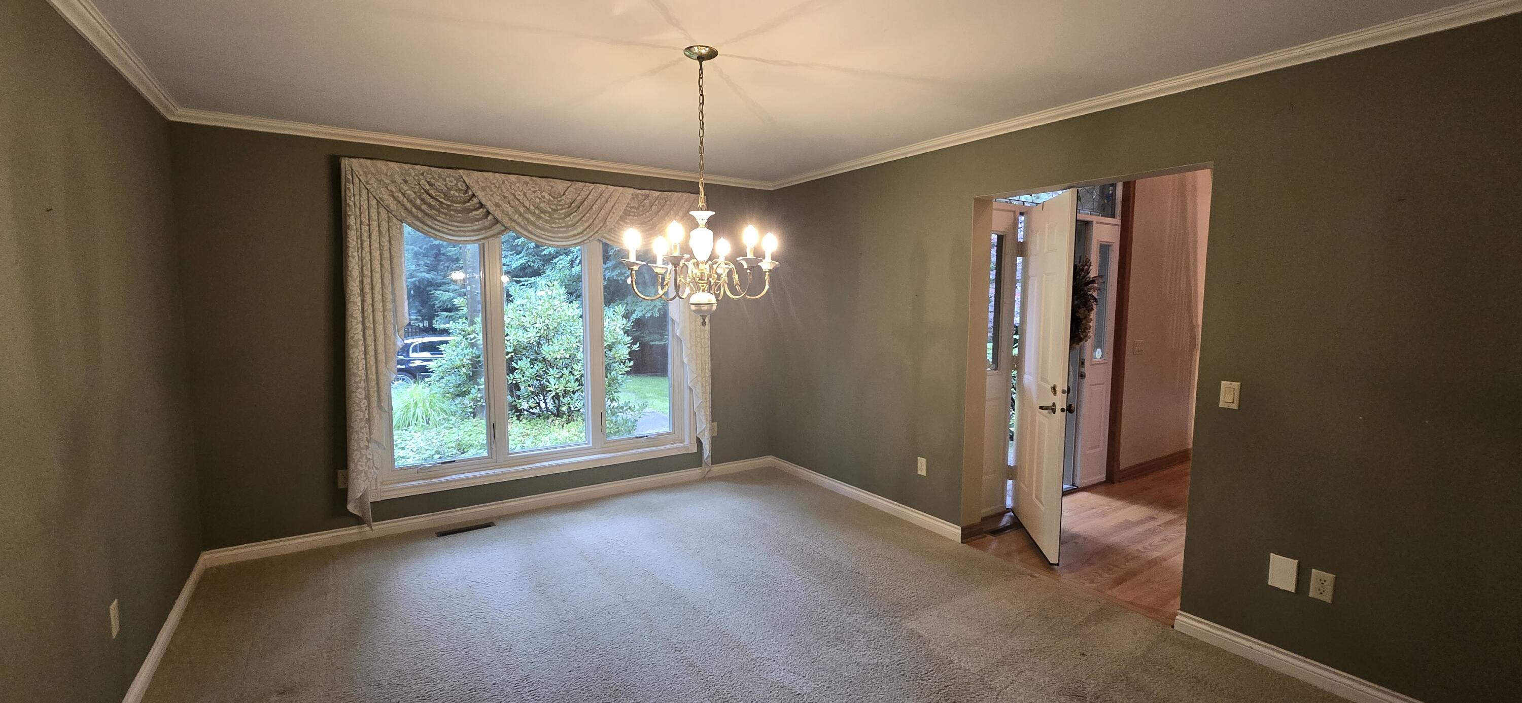 913 W Wellington Court Norton Shores MI 49441