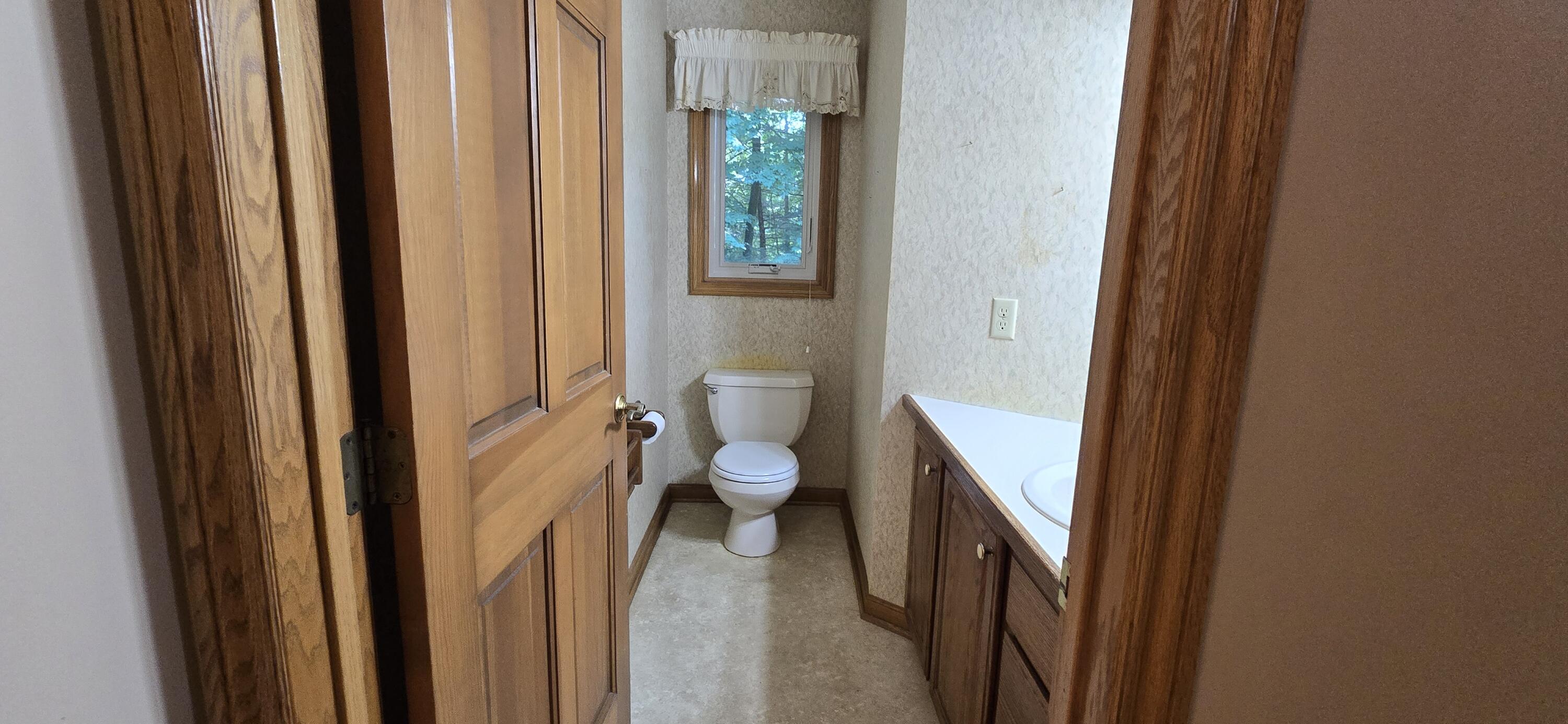 913 W Wellington Court Norton Shores MI 49441