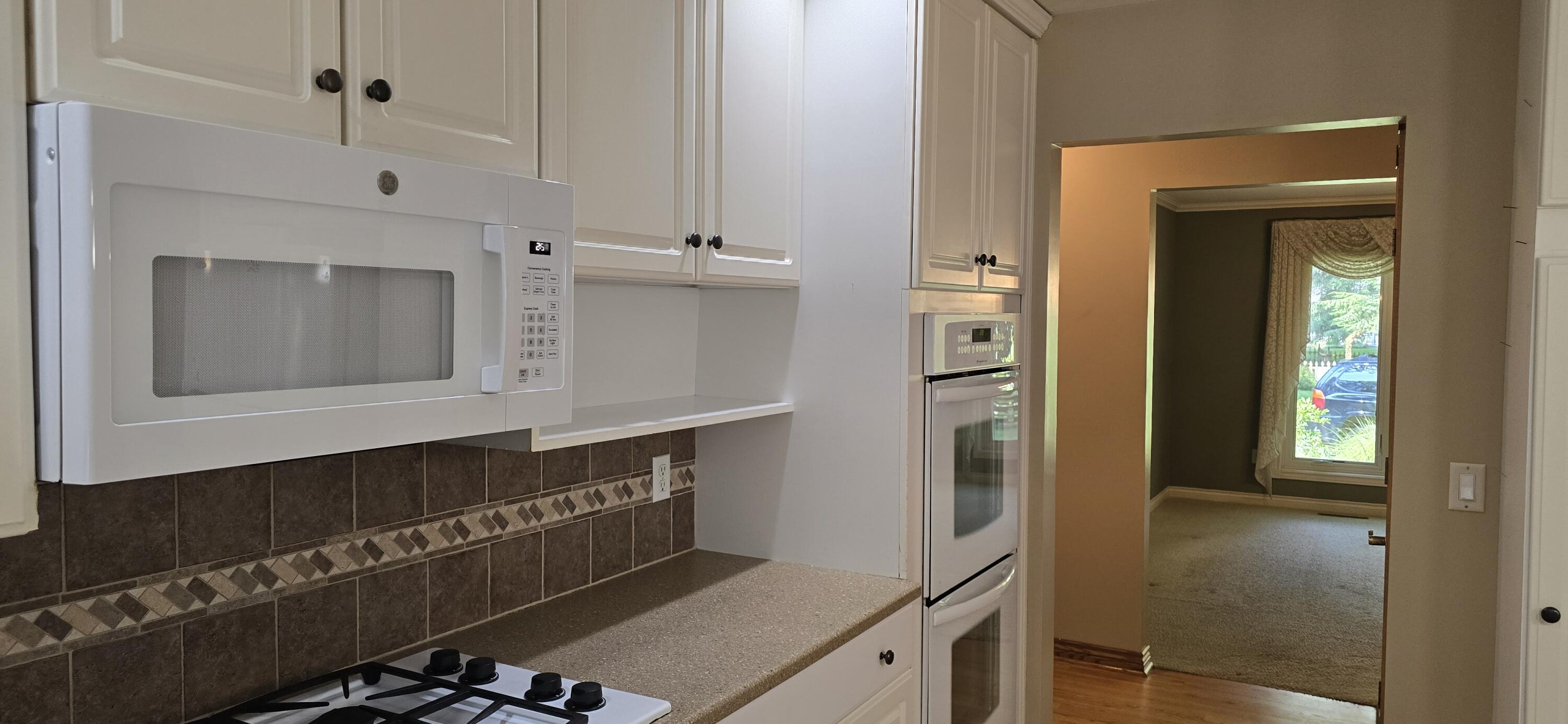 913 W Wellington Court Norton Shores MI 49441