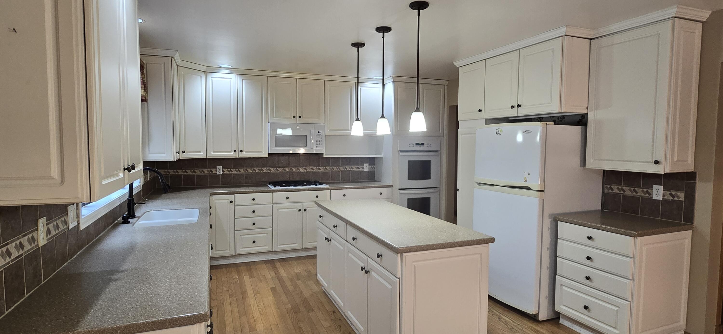 913 W Wellington Court Norton Shores MI 49441