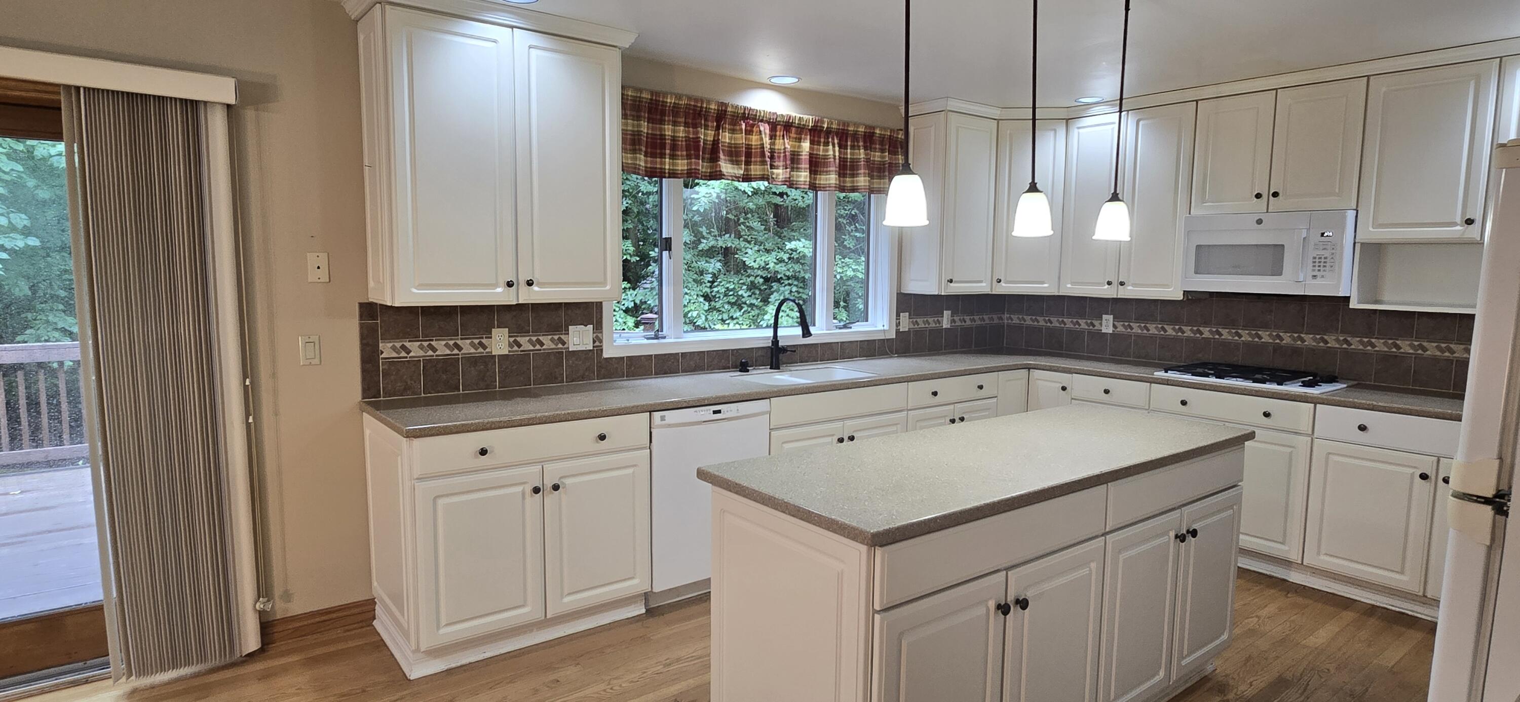 913 W Wellington Court Norton Shores MI 49441