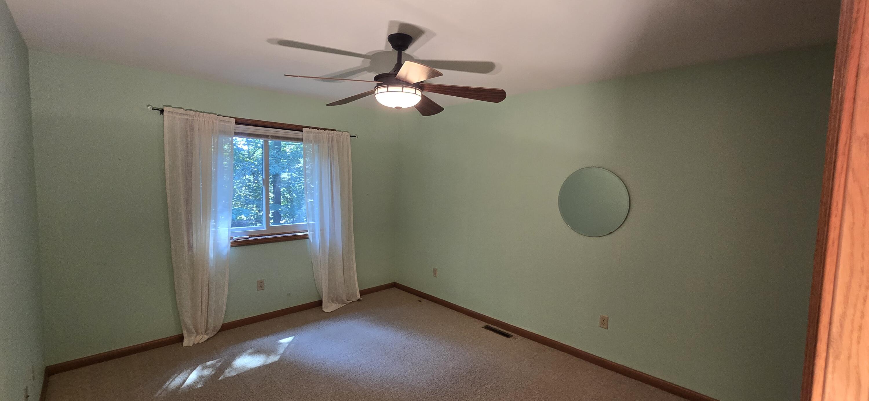 913 W Wellington Court Norton Shores MI 49441