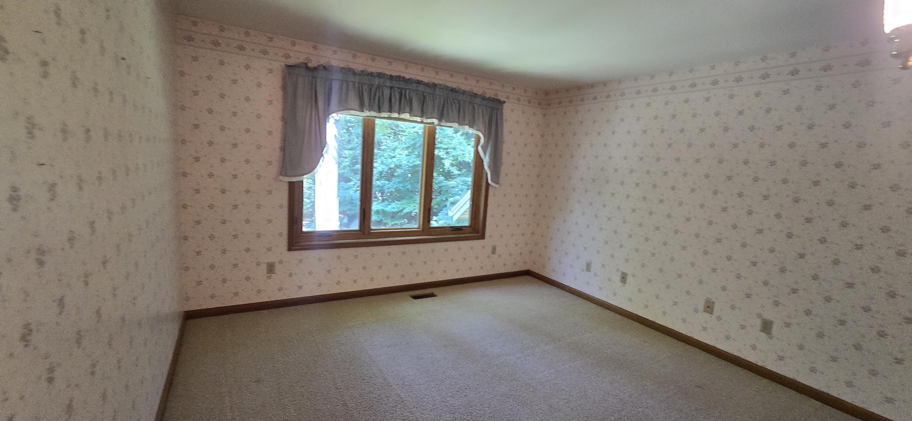 913 W Wellington Court Norton Shores MI 49441